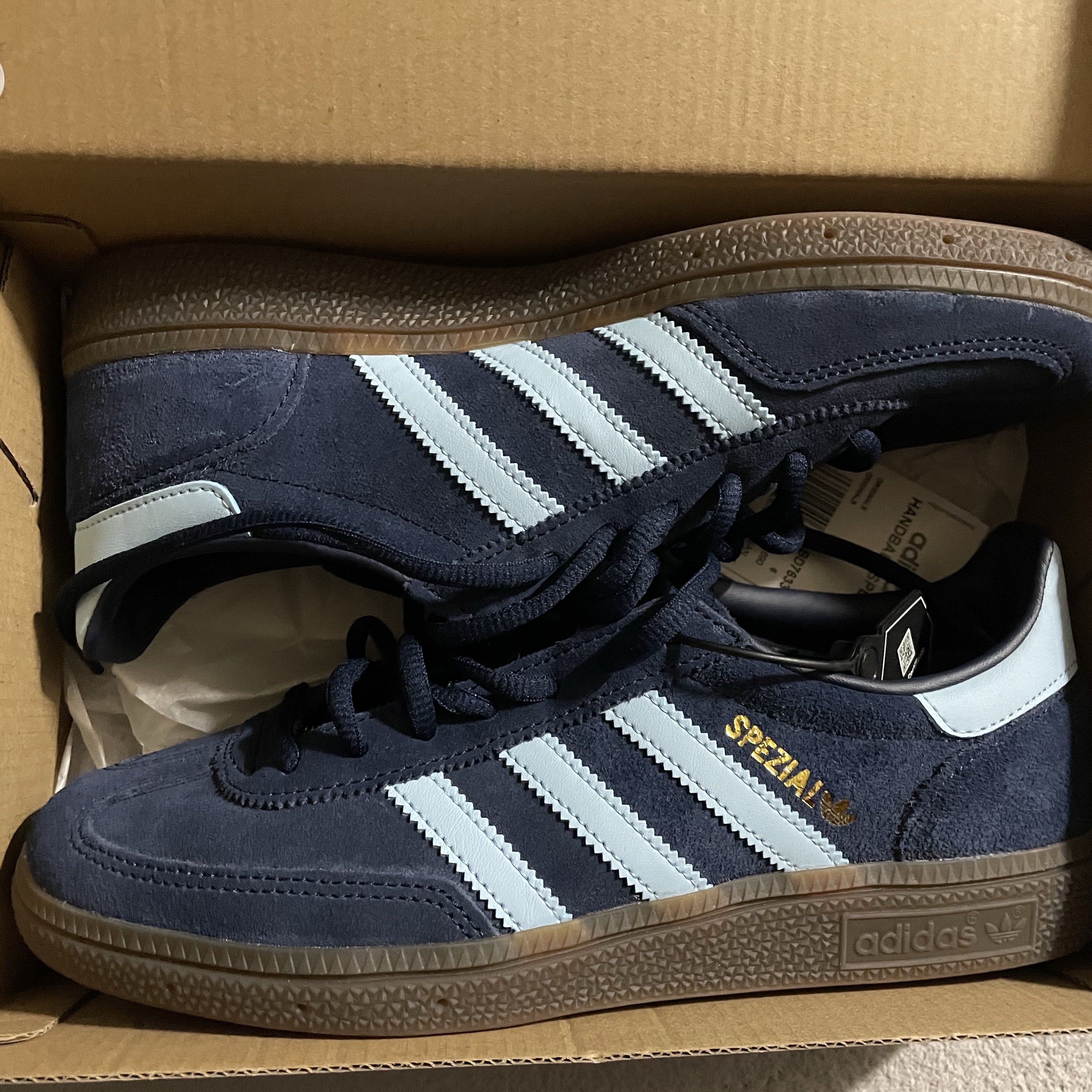 Adidas Spezial Handball Collegiate Navy 착용 스타일