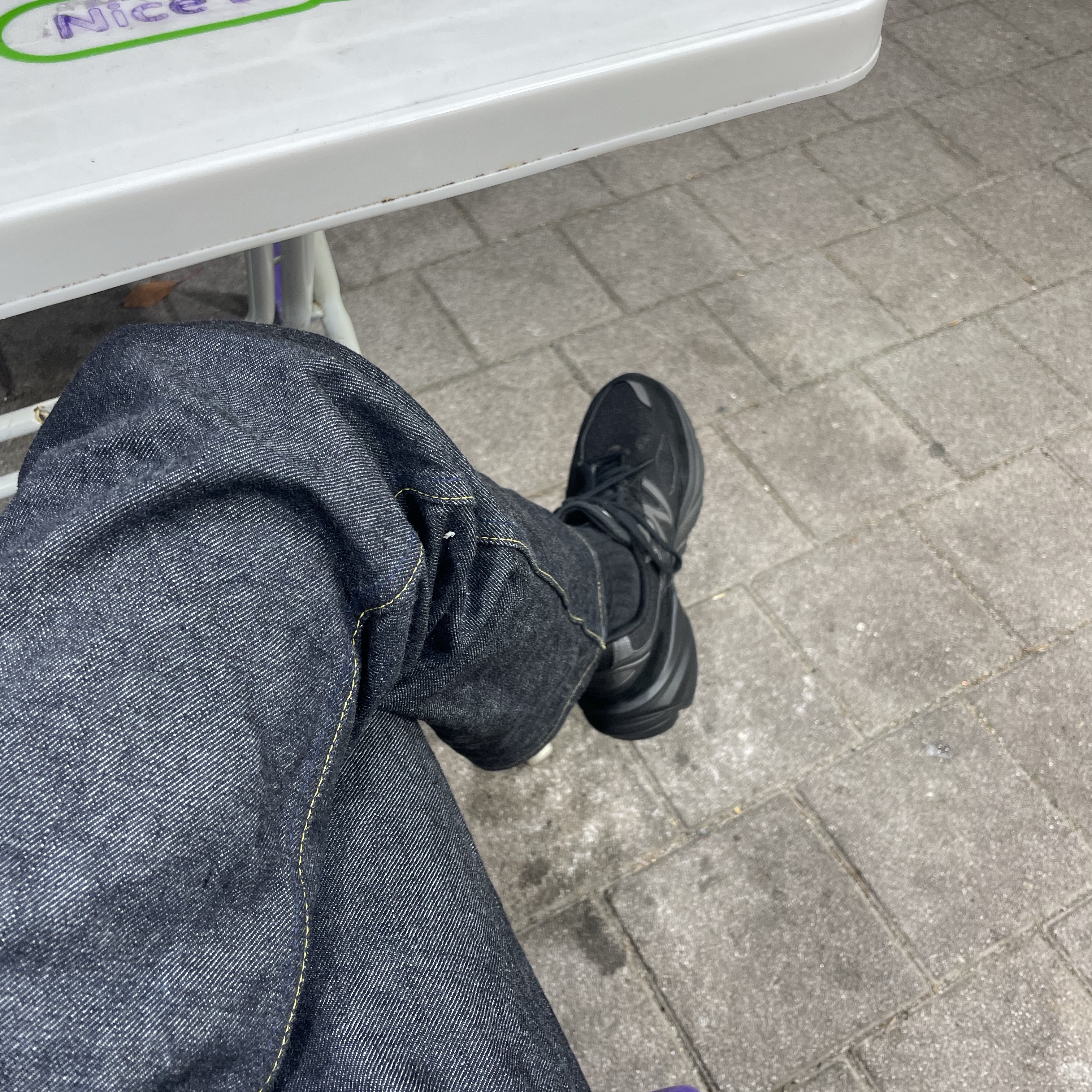 New Balance 990v6 Made in USA Triple Black - D Standard 착용 스타일