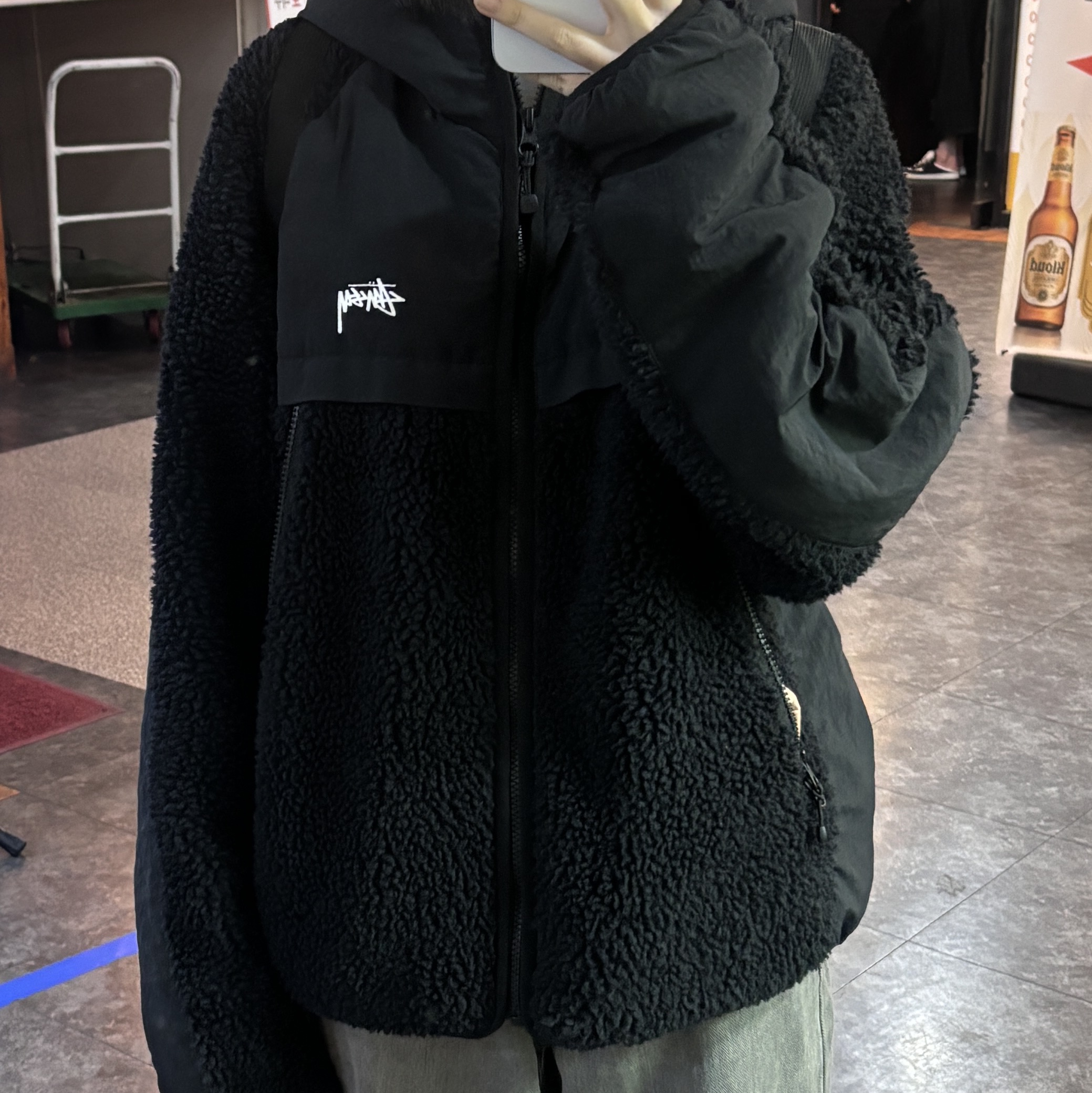 Stussy Sherpa Paneled Hooded Jacket Black 착용 스타일