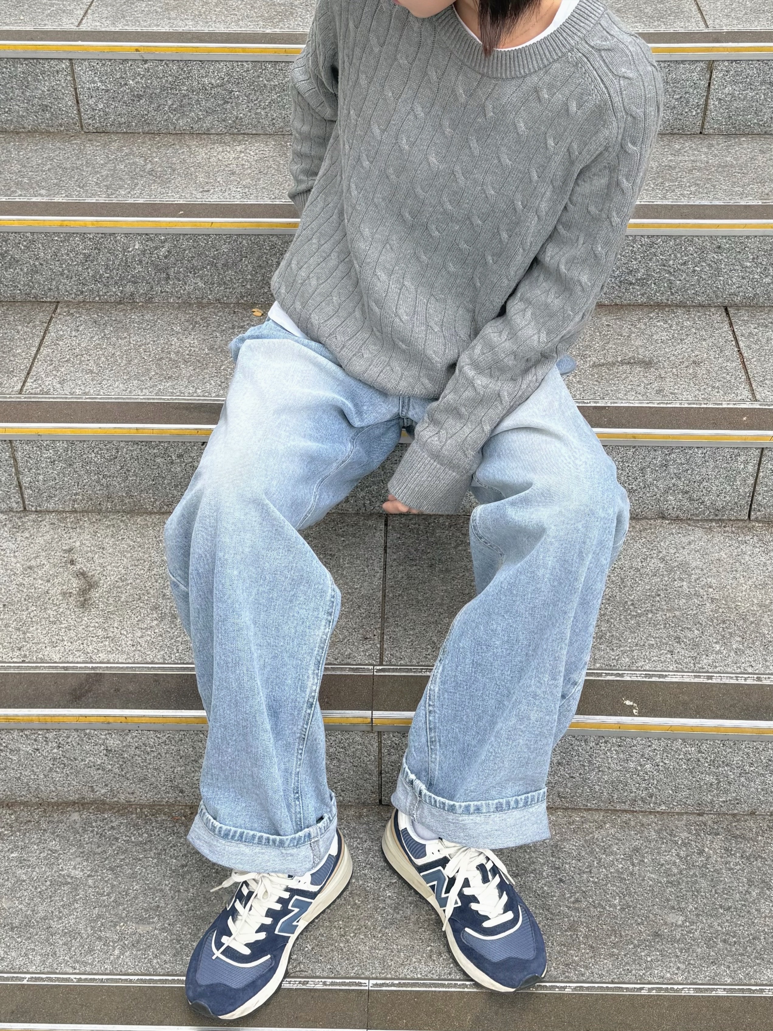 New Balance 574 Legacy Navy 착용 스타일 - 1