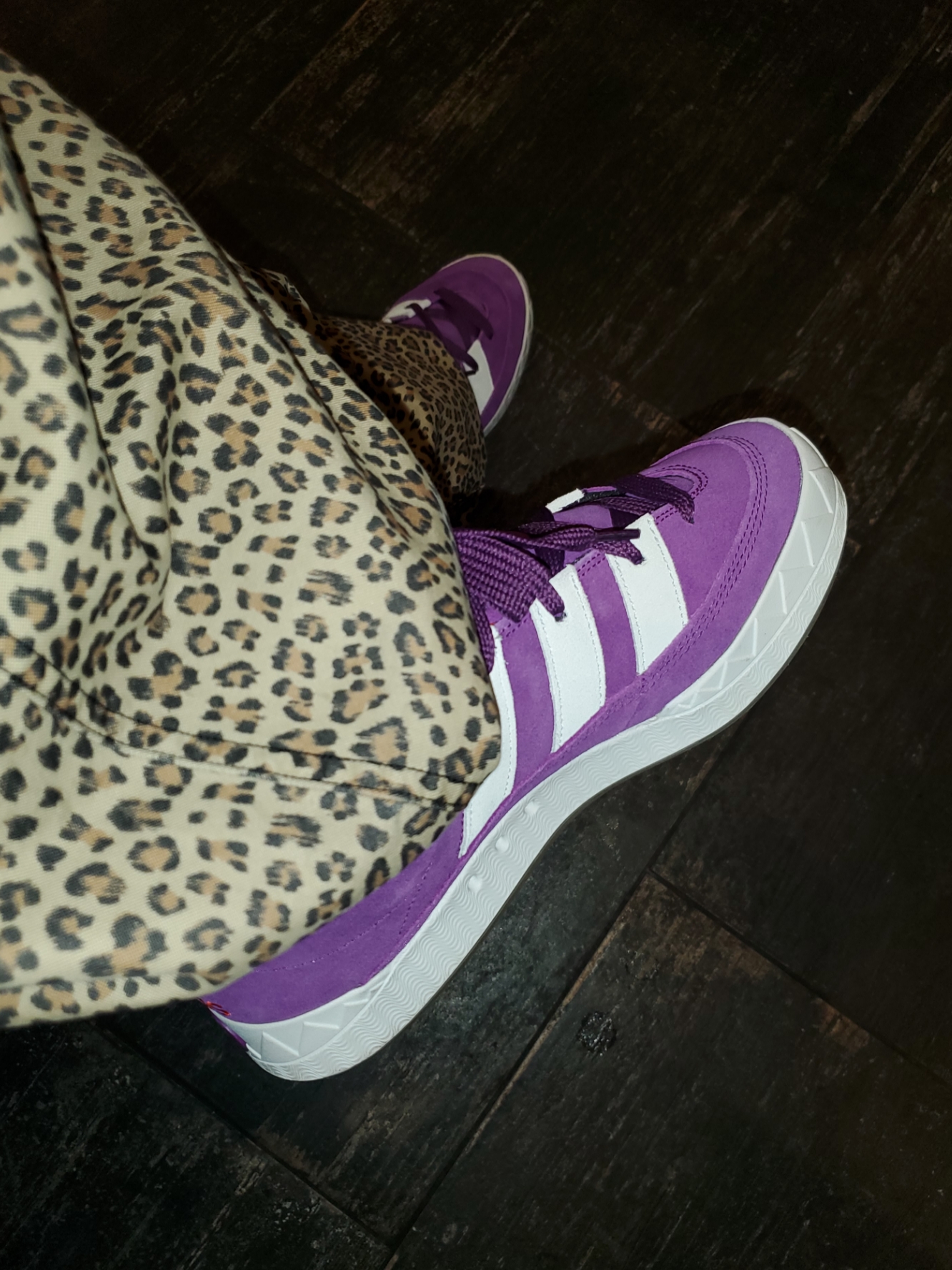 Adidas x Atmos Adimatic Glory Purple 착용 스타일 - 3