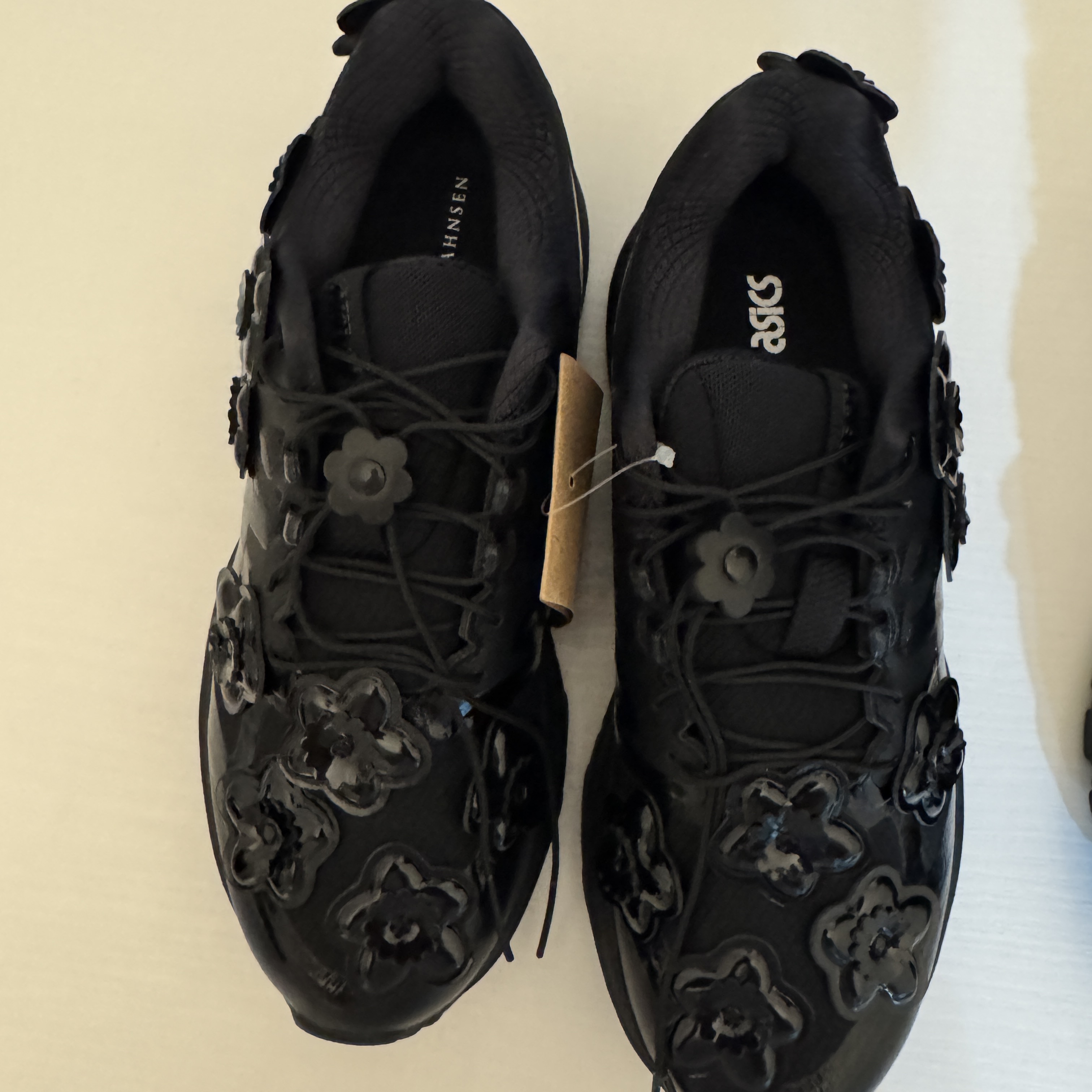 Asics x Cecilie Bahnsen Gel-Terrain Black 착용 스타일 - 1