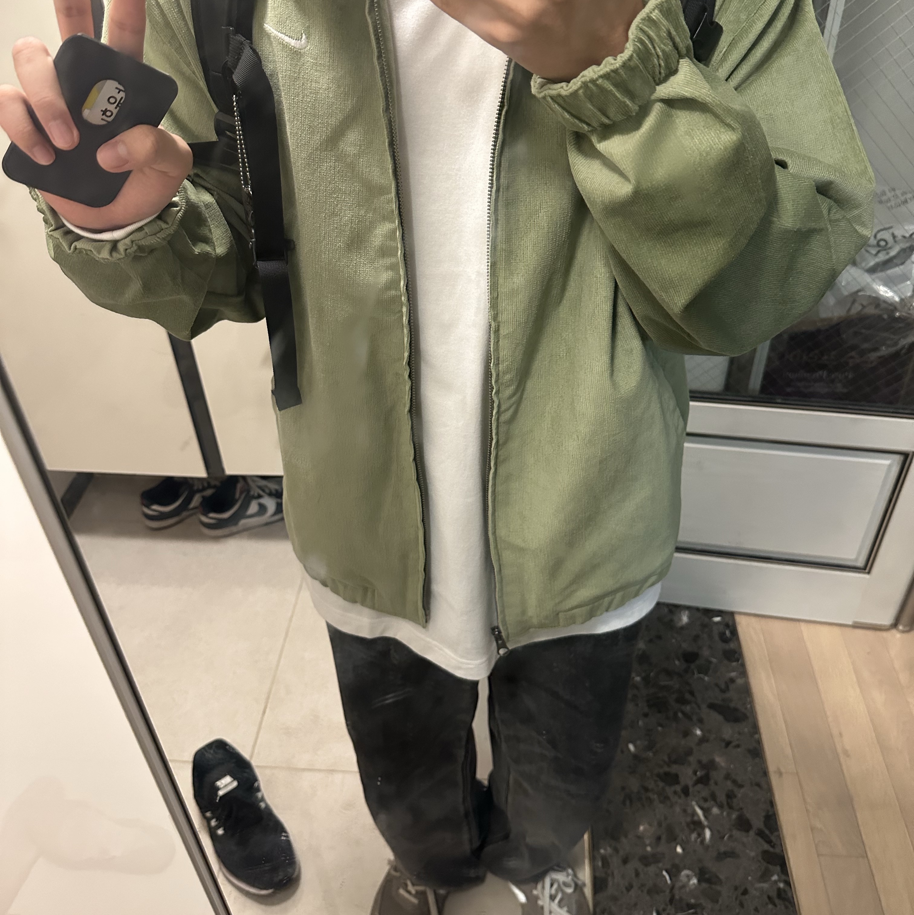 Nike Life Harrington Jacket Oil Green - Asia, New Balance 574 Worn By Anyone Grey - D Standard 착용 스타일 - 1