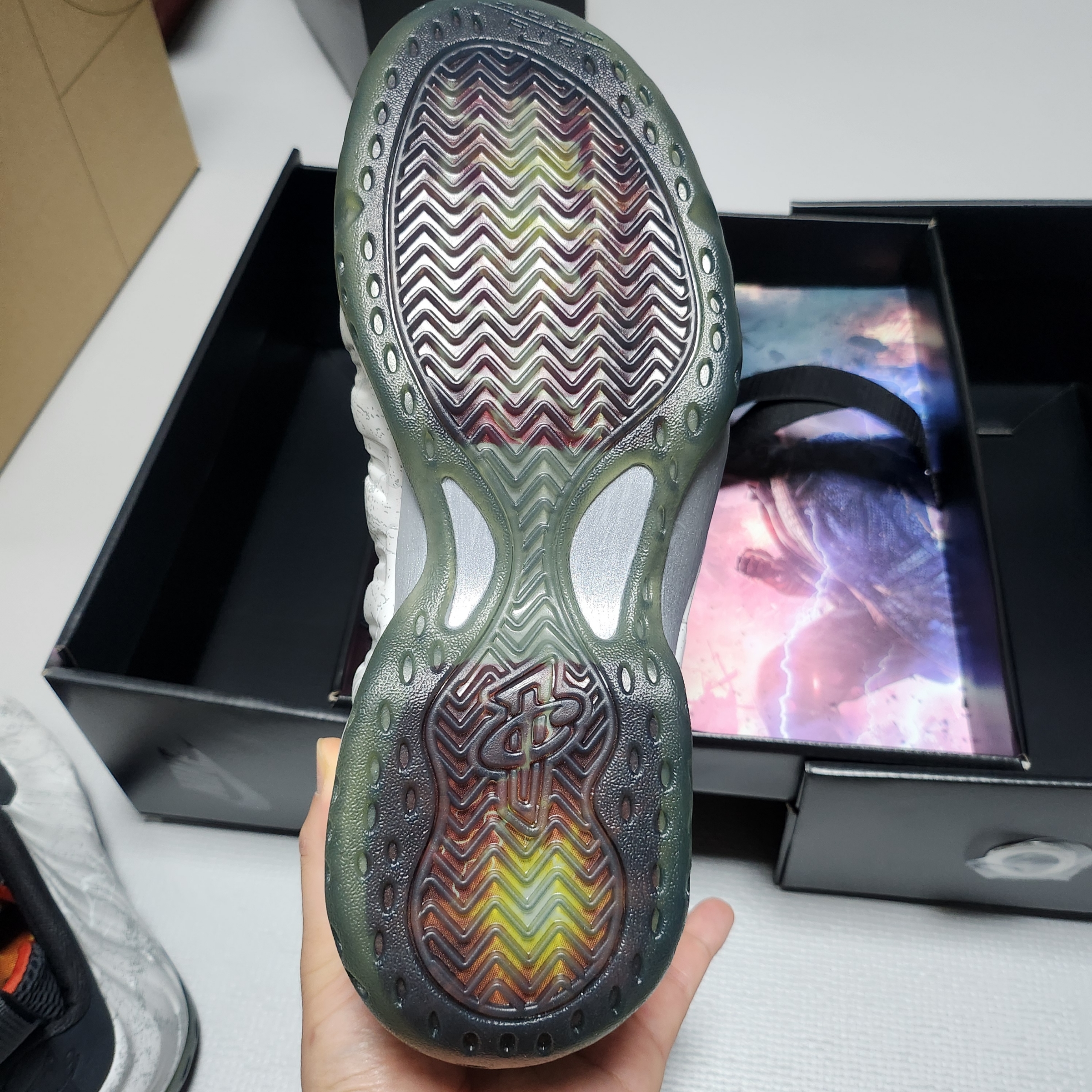 Nike x Tekken 8 Air Foamposite One PRM Jin 착용 스타일 - 5