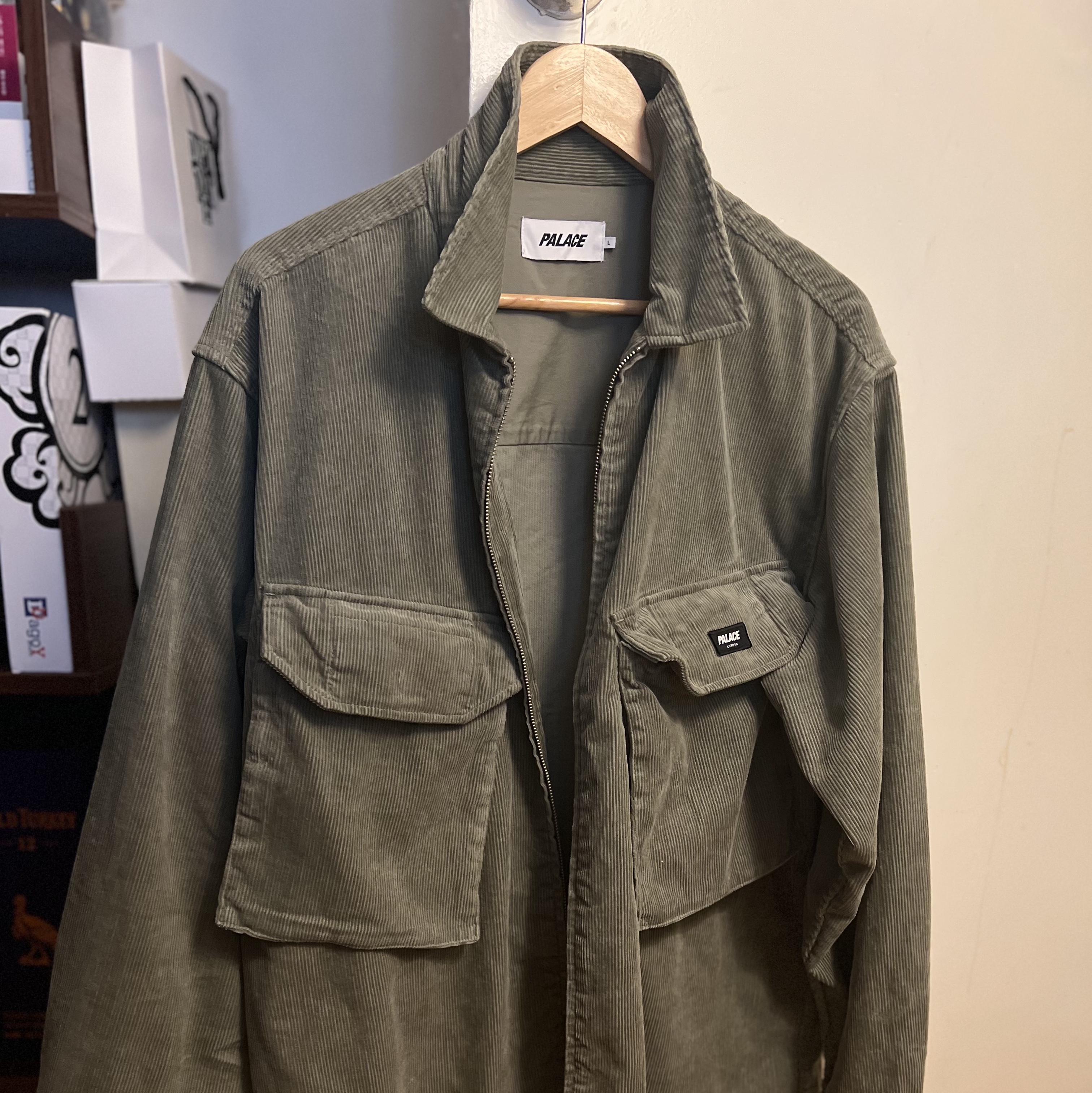 Palace Cord PDU Overshirt Olive - 24FW 착용 스타일