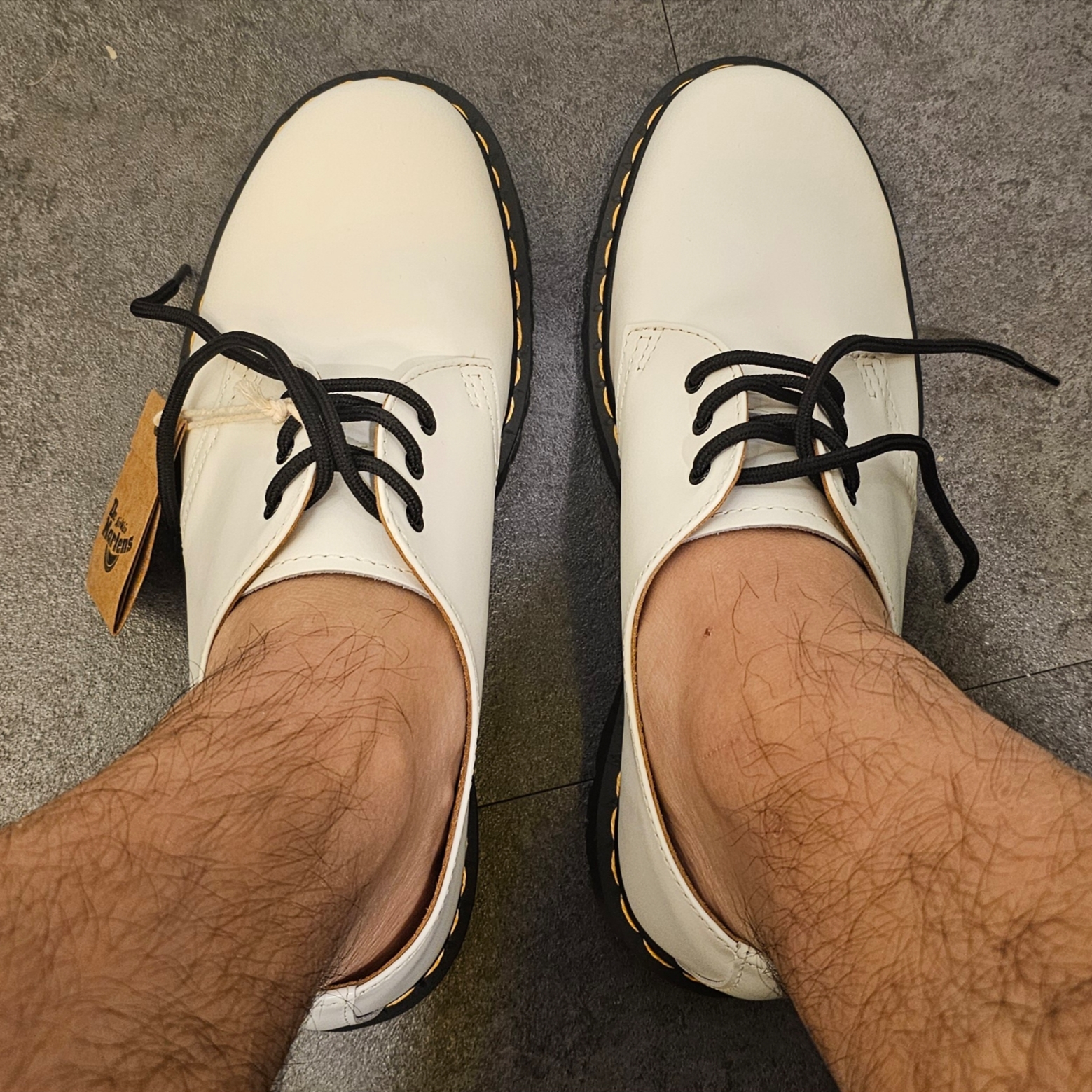 Dr. Martens 1461 Bex White 착용 스타일 - 2