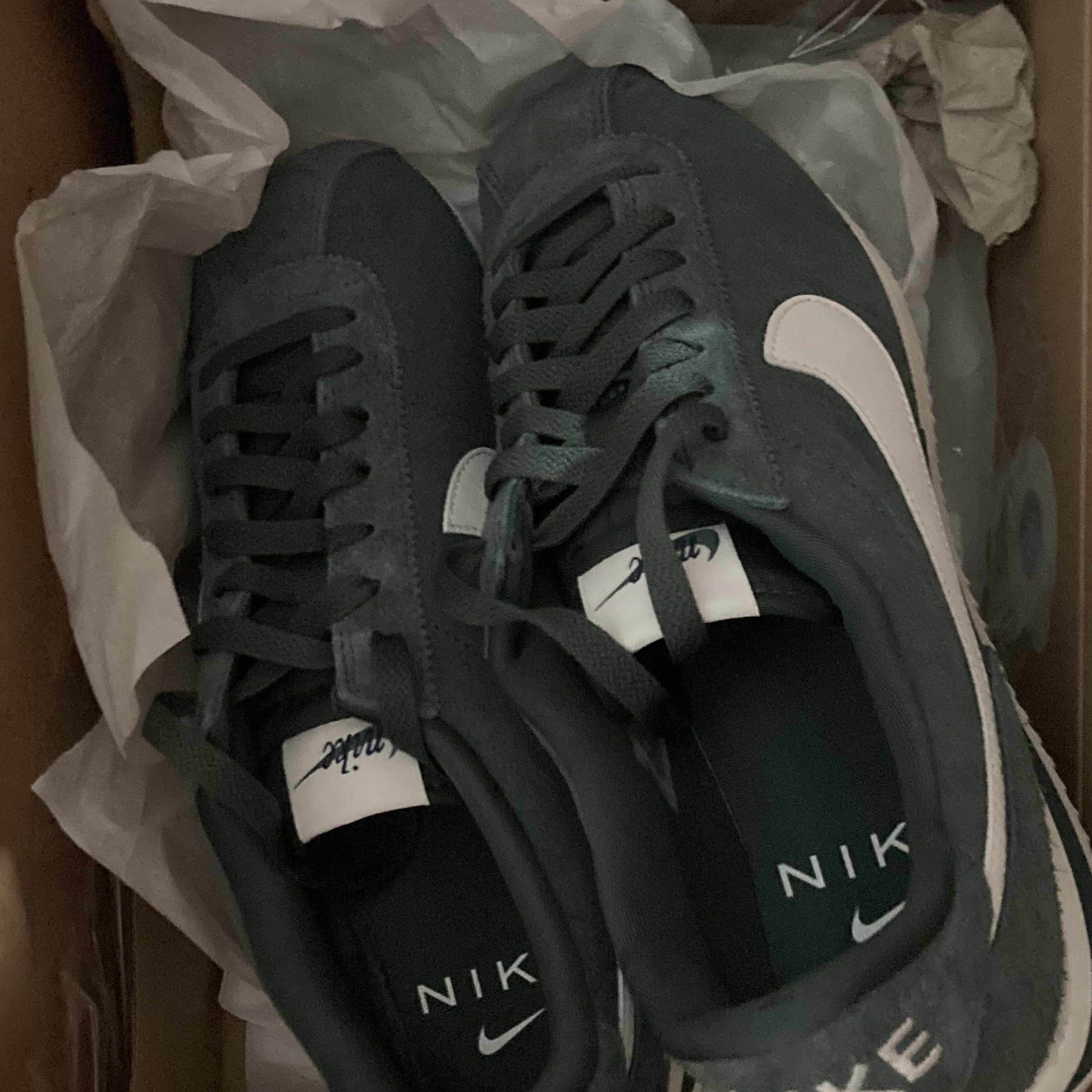 Nike Cortez Vintage Green 착용 스타일
