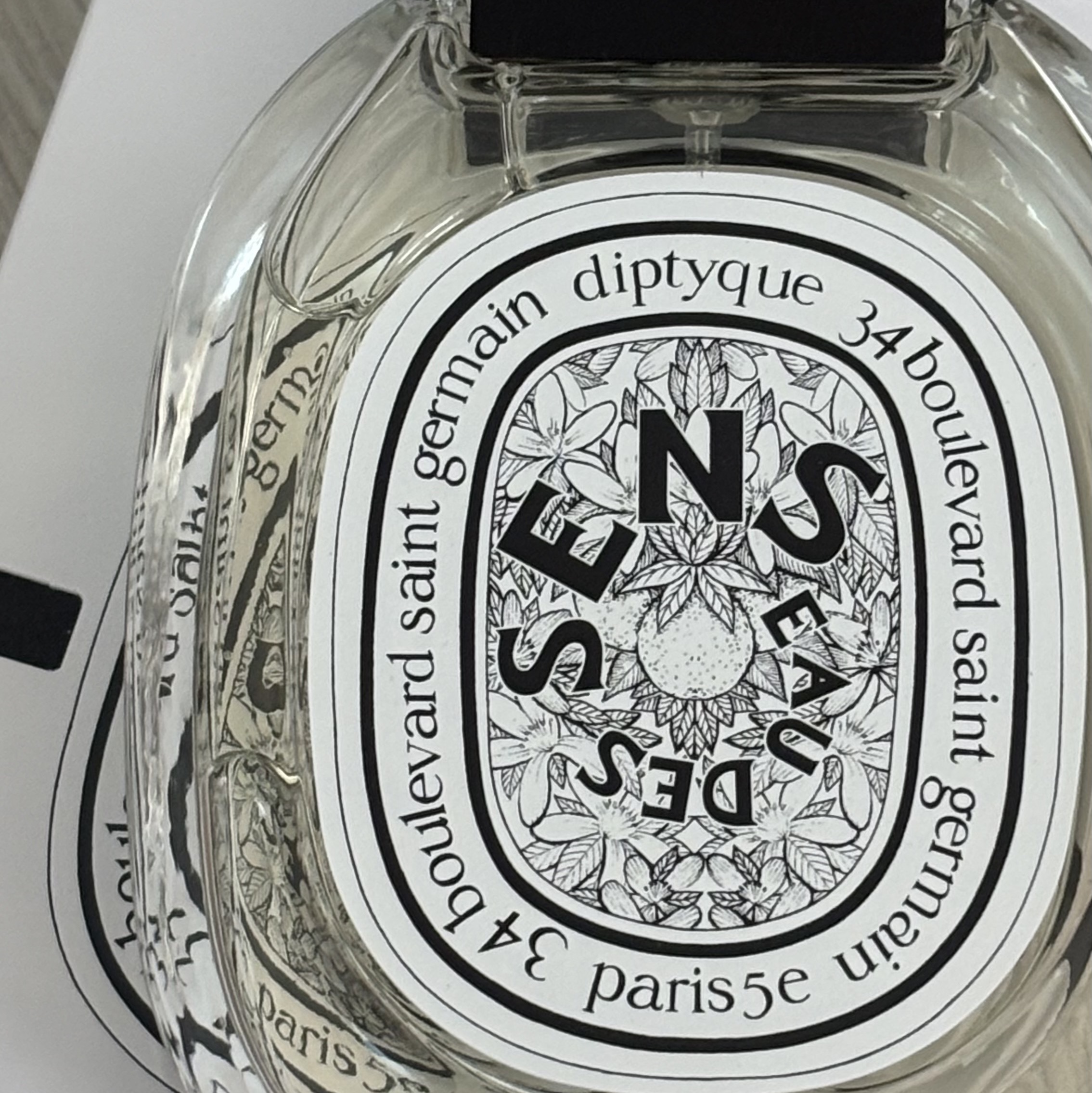Diptyque Eau Des Sens Eau De Toilette 100ml 착용 스타일