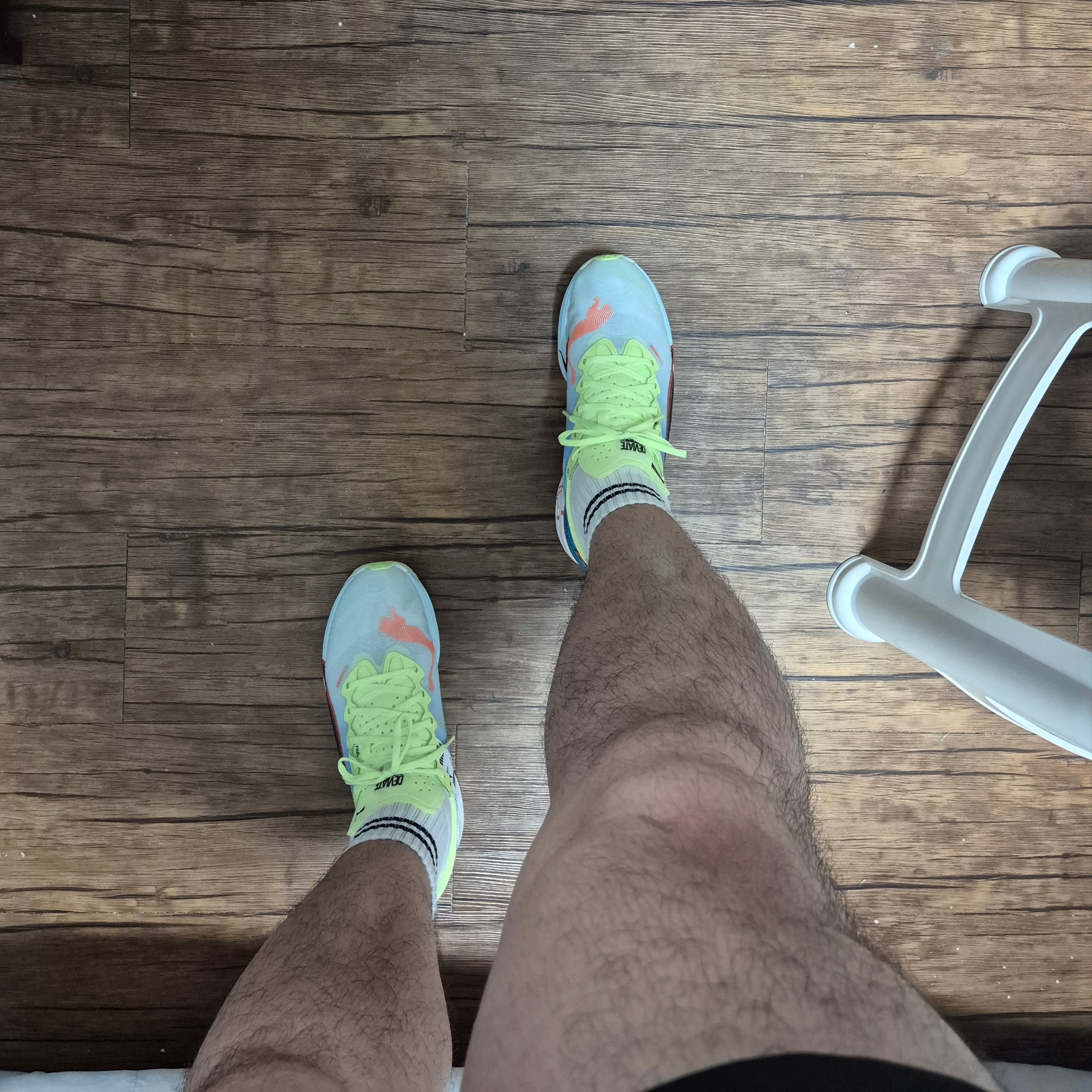 Puma Deviate Nitro Elite 3 Nitro Blue Fizzy Apple 착용 스타일 - 1