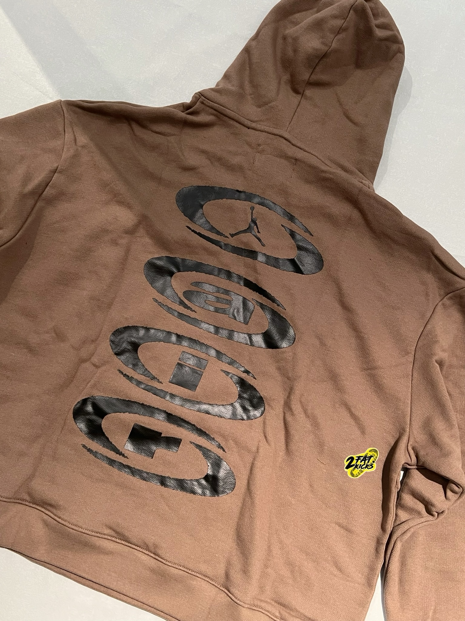 Jordan x Travis Scott Pullover Hoodie Palomino (DZ5502-275) 착용 스타일 - 4