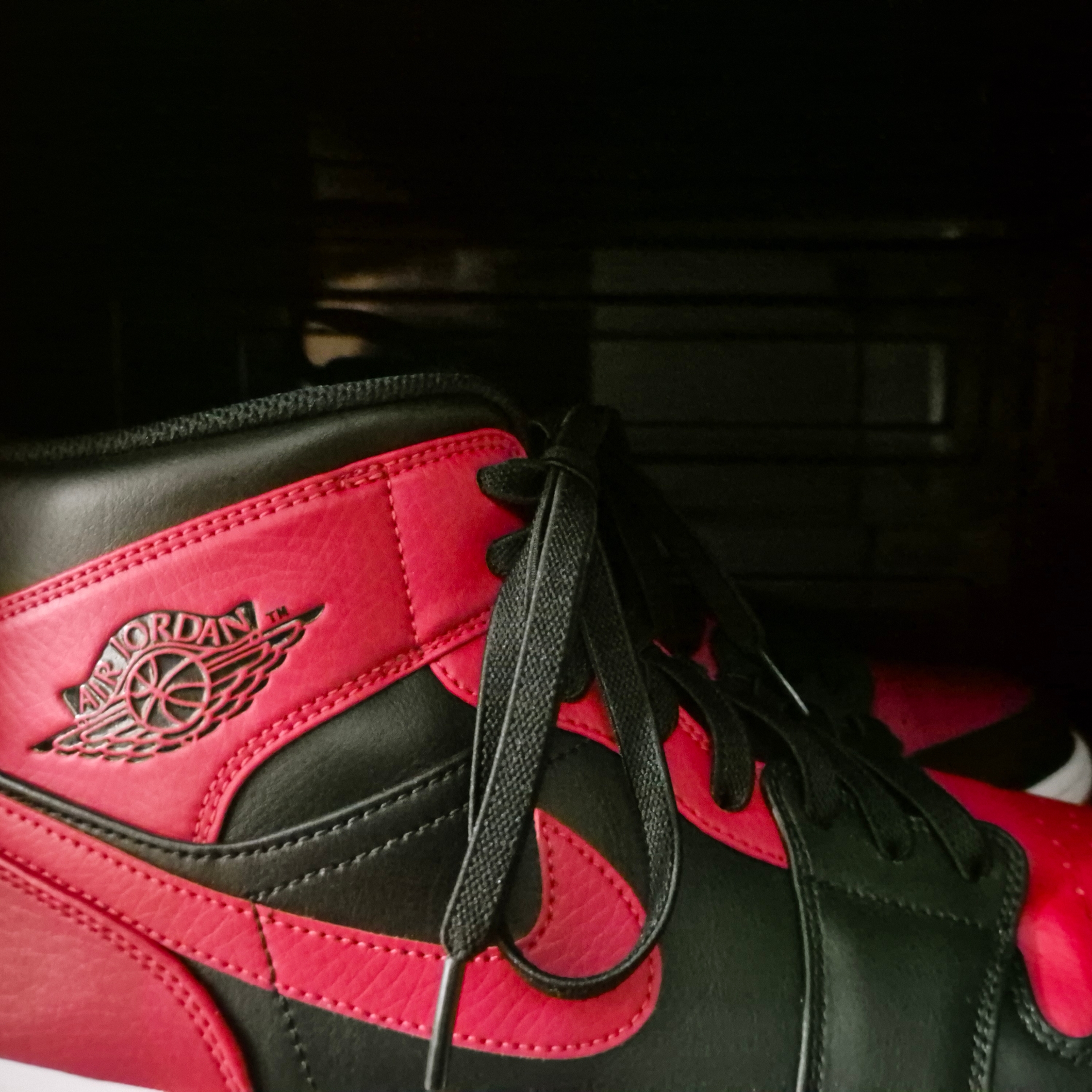 Jordan 1 Mid Bred Banned 2020 착용 스타일