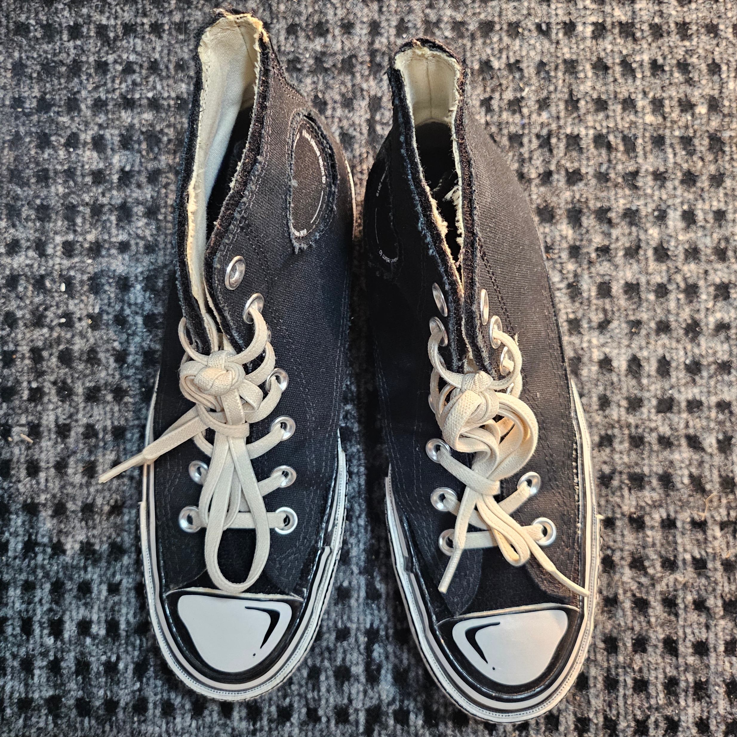 Converse x Joshua Vides Chuck 70s Hi Black 착용 스타일