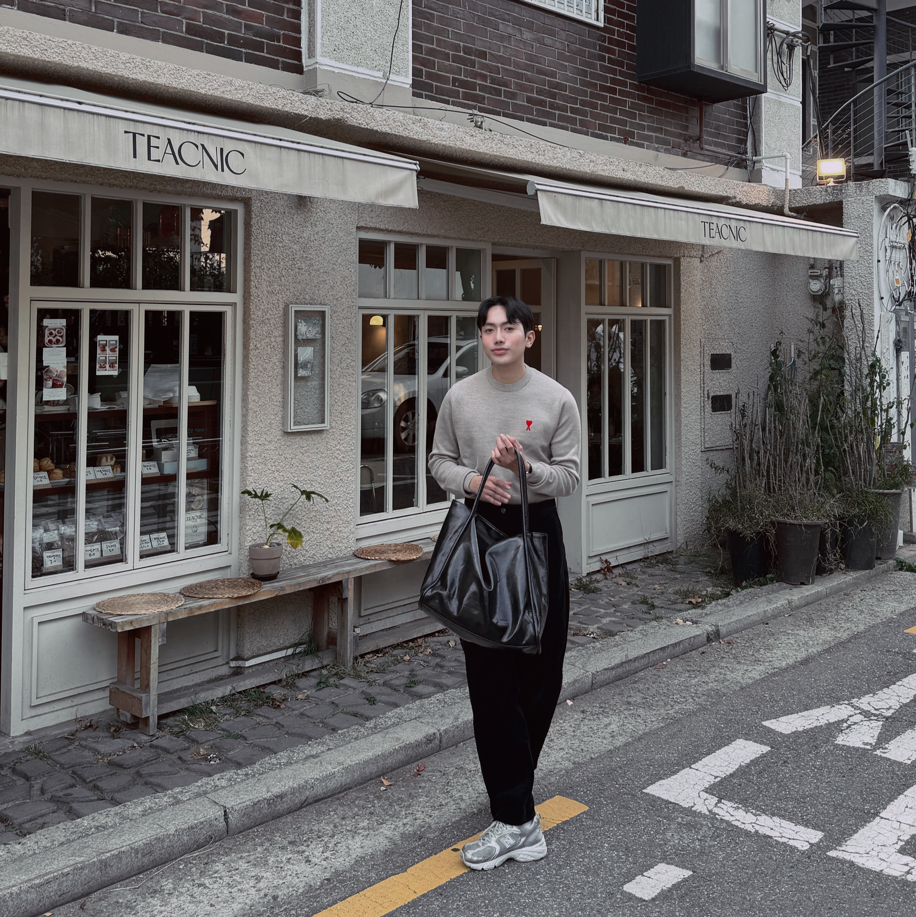 AMI de Coeur Sweater Champagne 착용 스타일 - 2