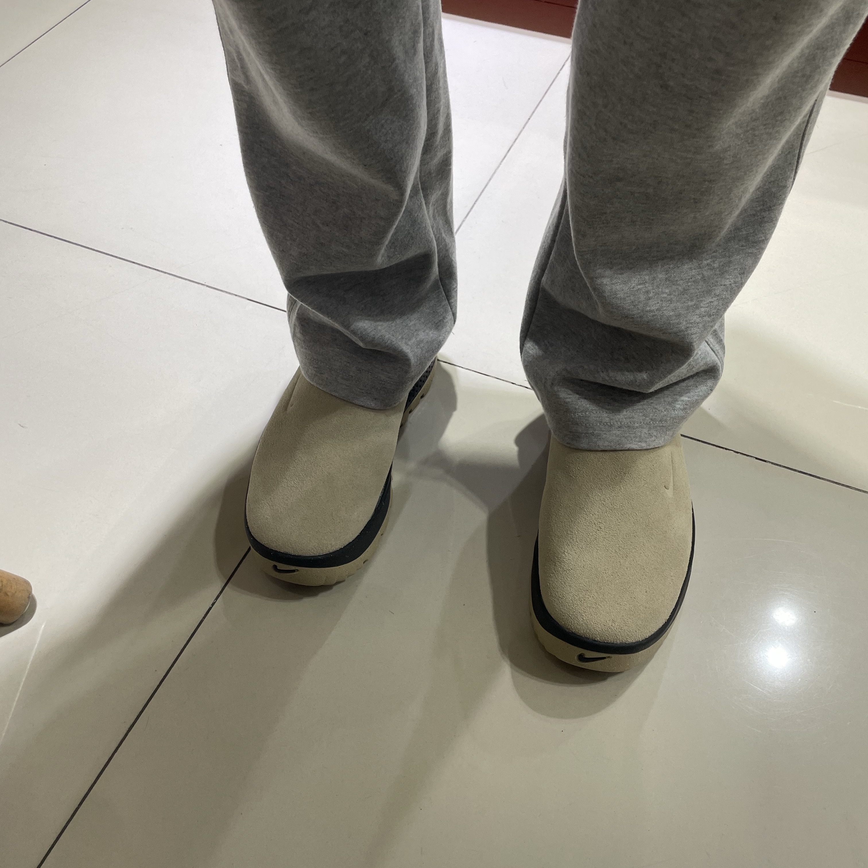 Nike ACG Rufus Limestone and Black 착용 스타일 - 1