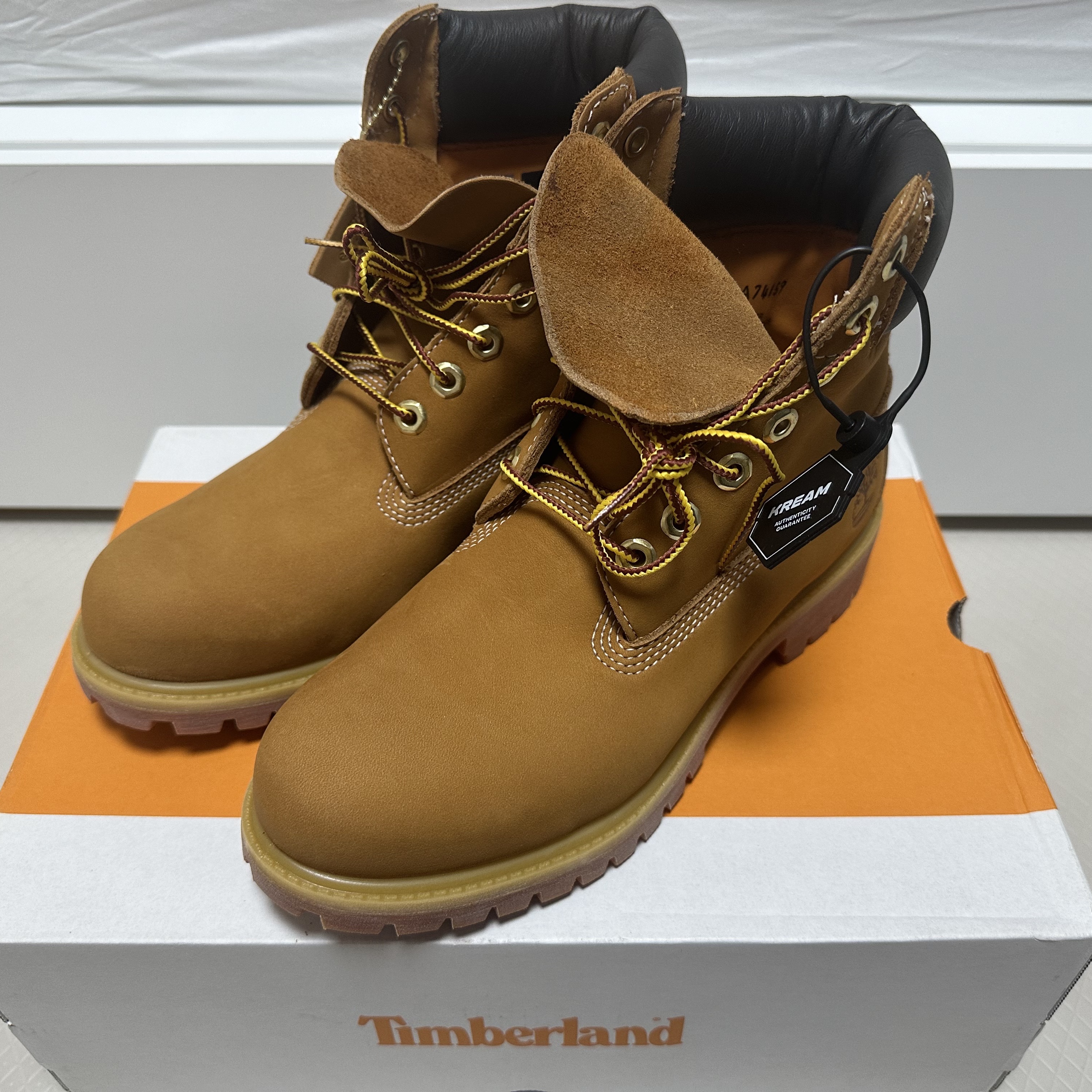 Timberland Premium 6 inch Waterproof Boot Wheat Nubuck - Wide 착용 스타일