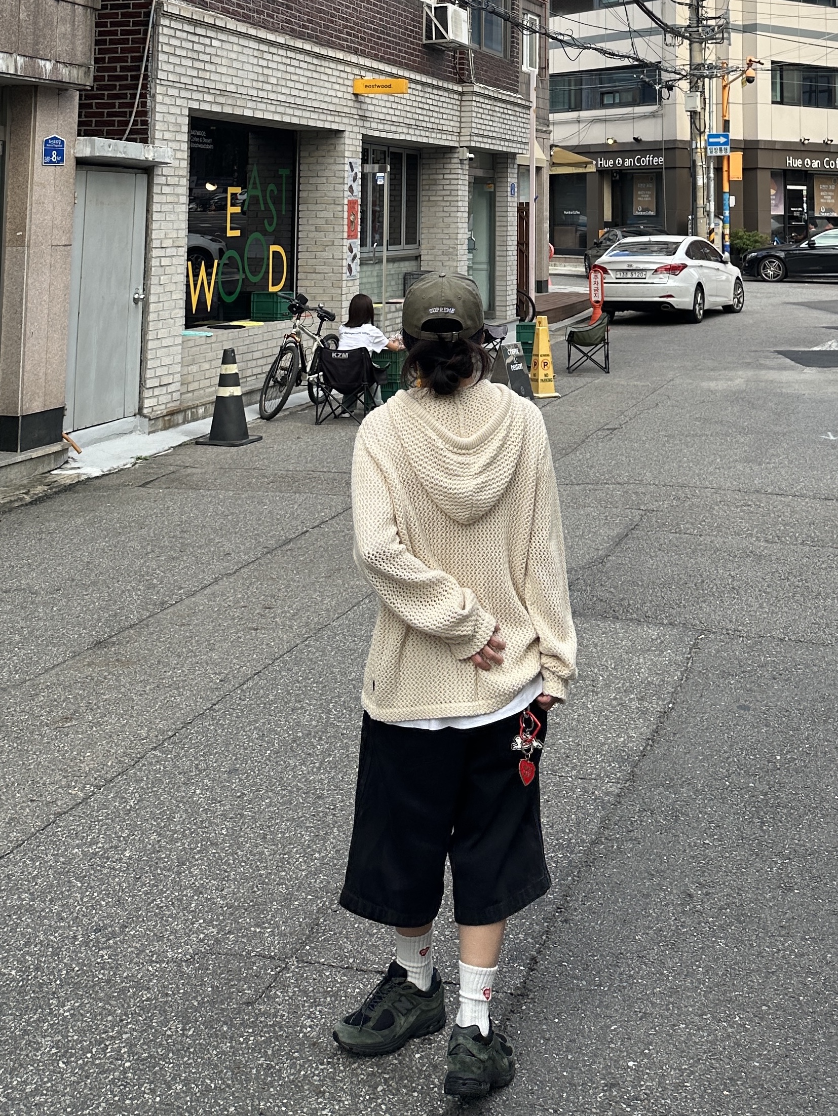 New Balance x JJJJound 2002R Gore-Tex Pine, Adidas Flames Denim Shorts Medium Black - KR Sizing 착용 스타일 - 1