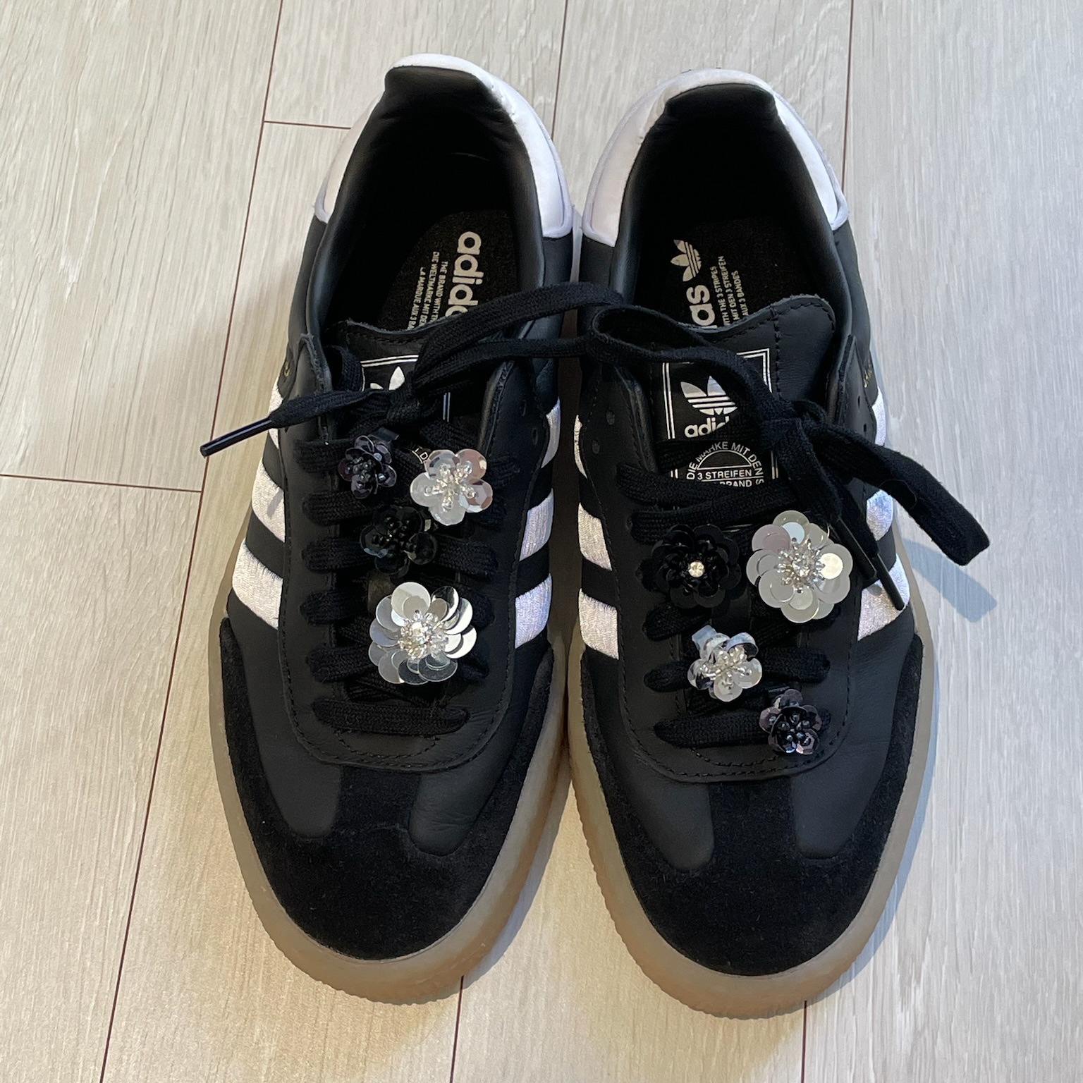 (W) Adidas Sambae Black White 착용 스타일 - 2