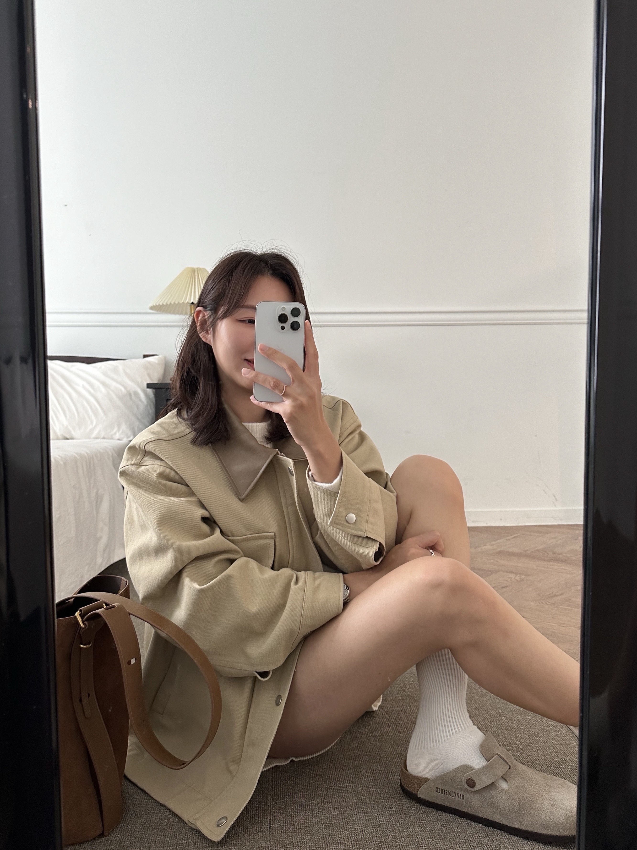 Birkenstock Boston Soft Footbed Taupe - Regular 착용 스타일 - 1