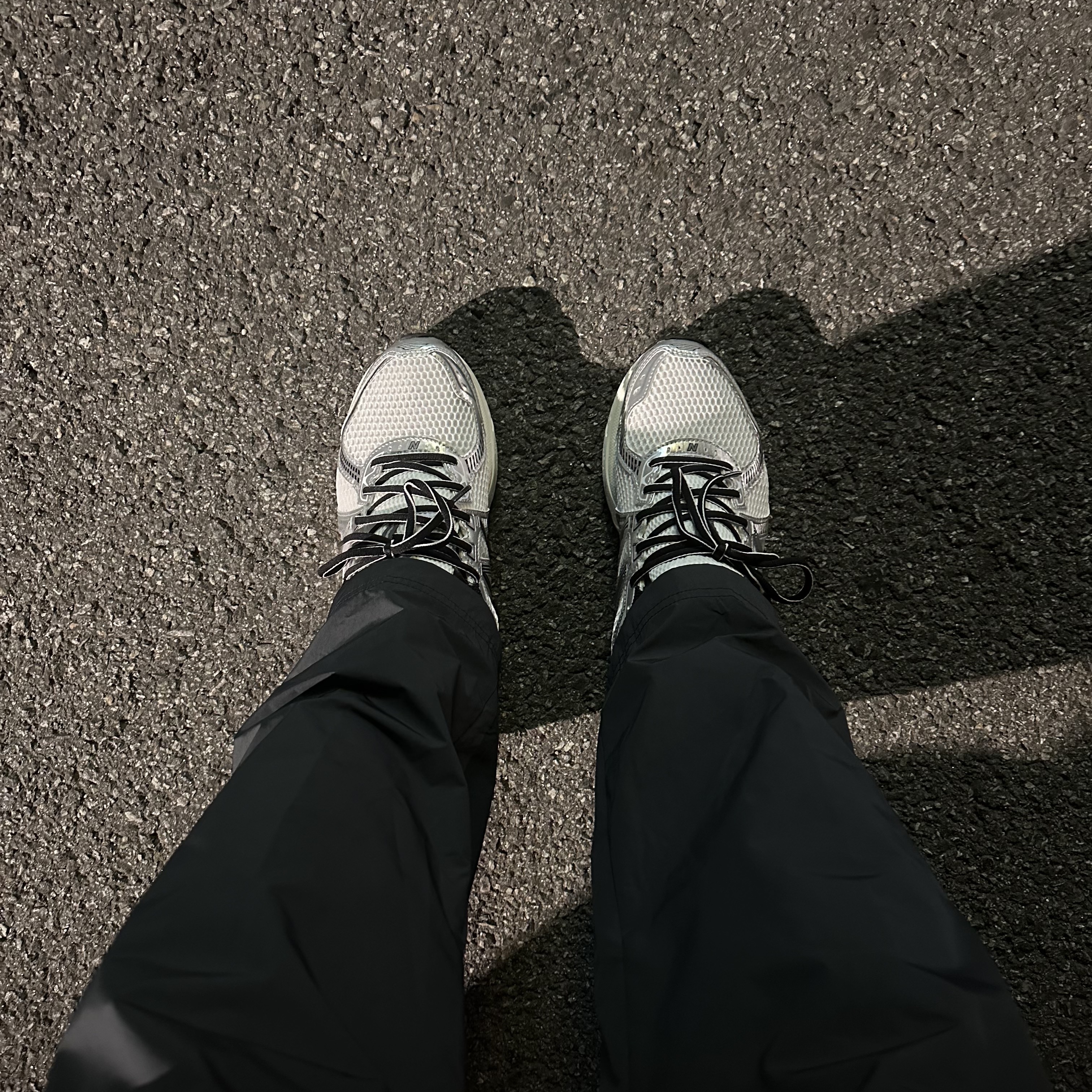 New Balance 860v2 Optic White 착용 스타일 - 2