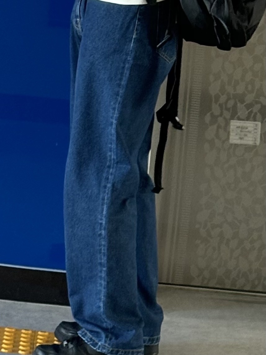 Carhartt WIP Landon Pant Blue Stone Washed 착용 스타일