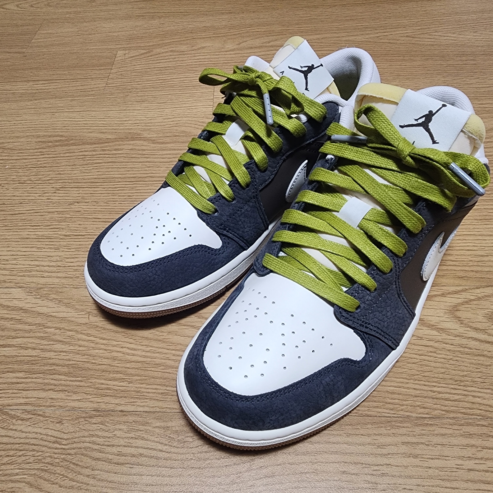 Jordan 1 Low Kkachi 착용 스타일 - 1