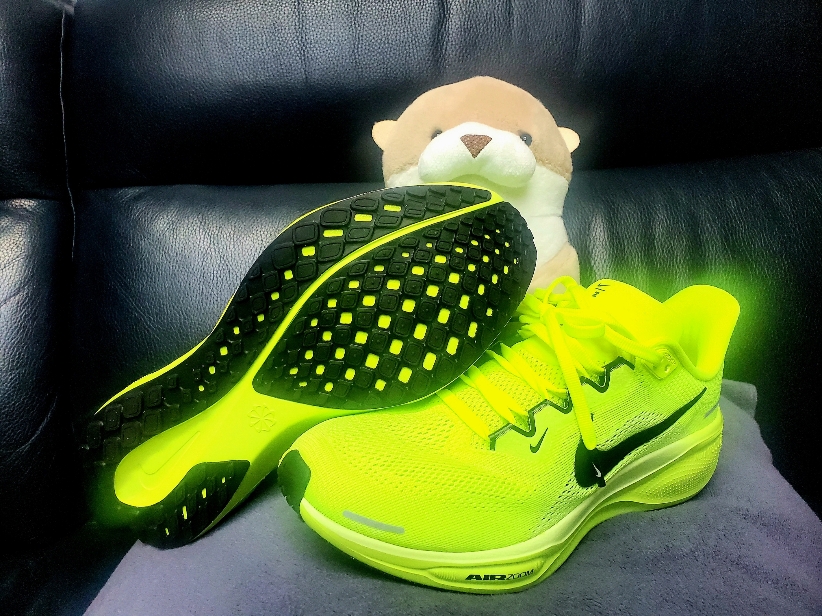 (W) Nike Air Zoom Pegasus 41 Volt Barely Volt 착용 스타일