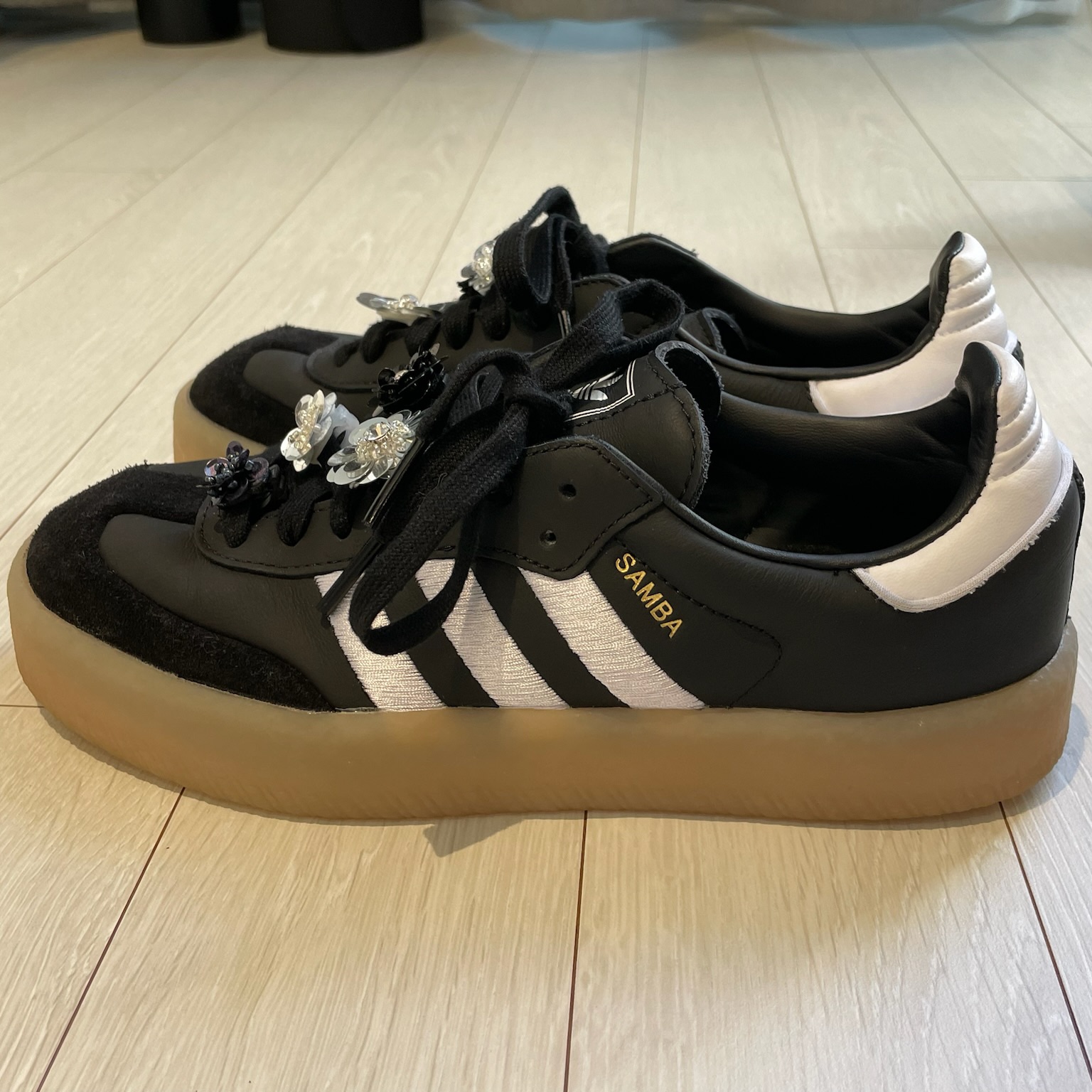 (W) Adidas Sambae Black White 착용 스타일 - 3