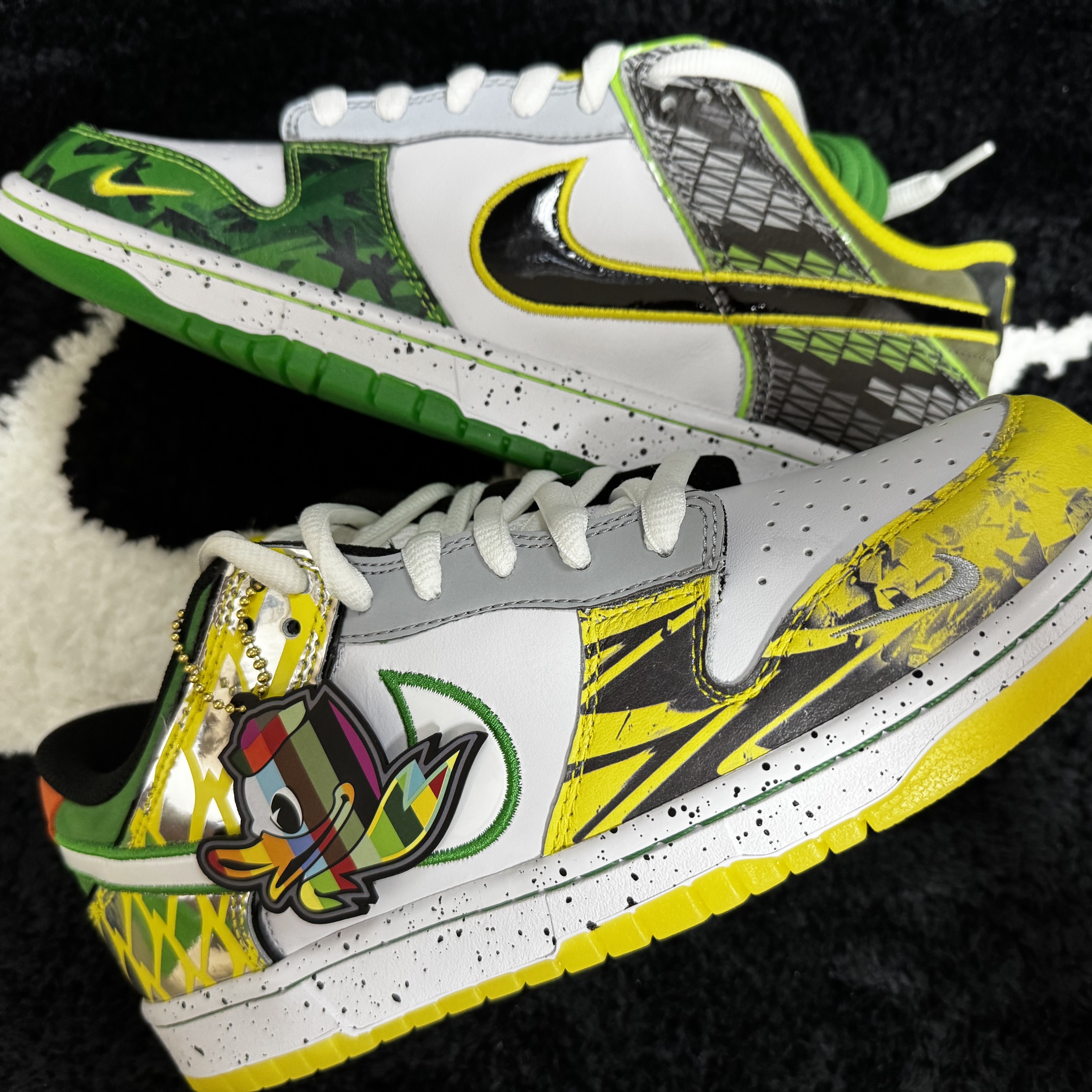 Nike Dunk Low Apple Green Metallic Silver 착용 스타일
