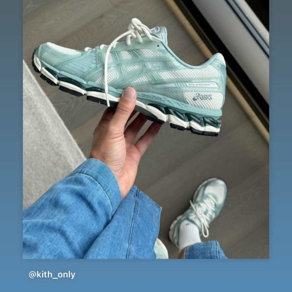 Asics x Ronnie Fieg Gel-Kayano 12.1 Cream Sage 착용 스타일 - 3
