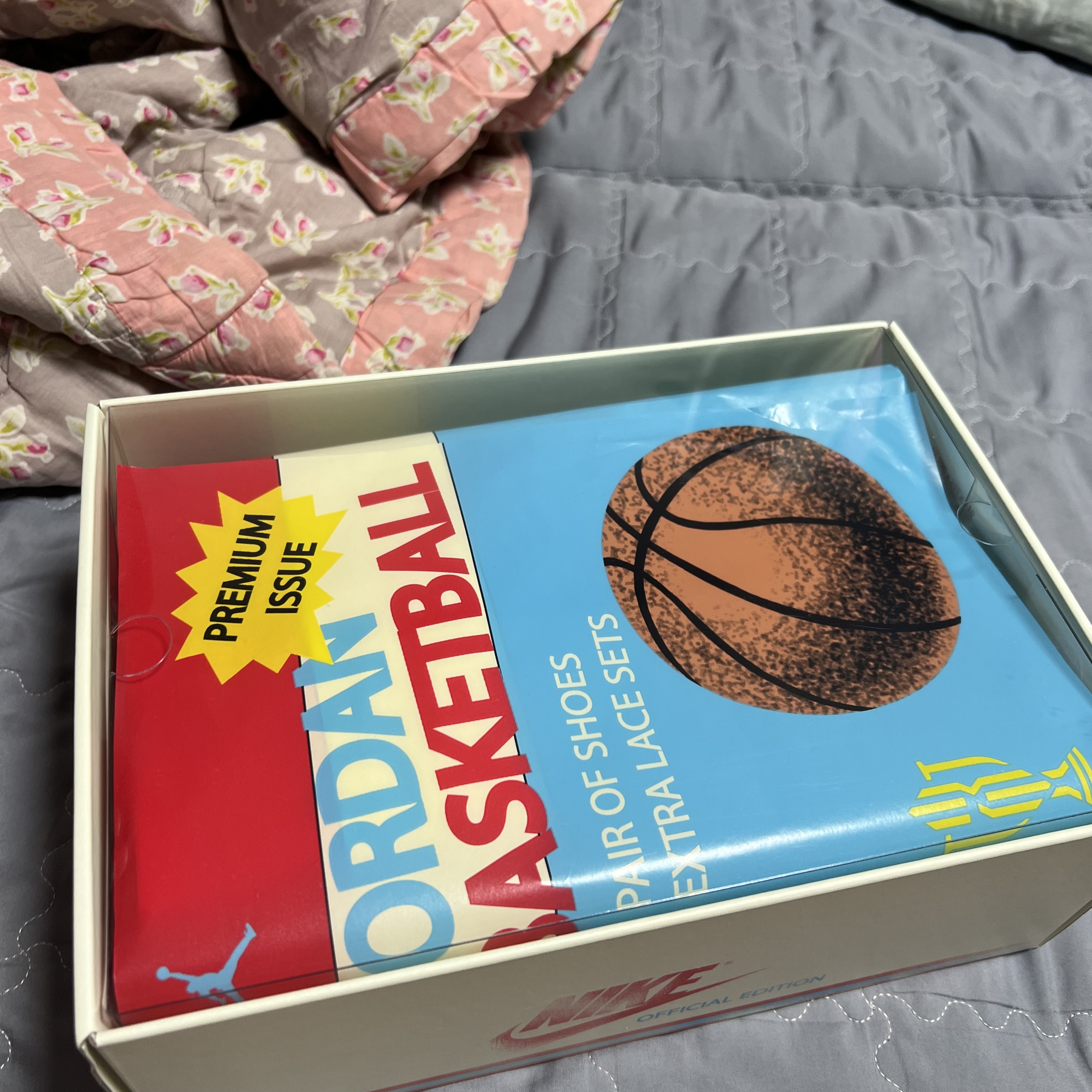 Jordan 1 x Trophy Room Retro Low OG SP Sail Varsity Red 착용 스타일
