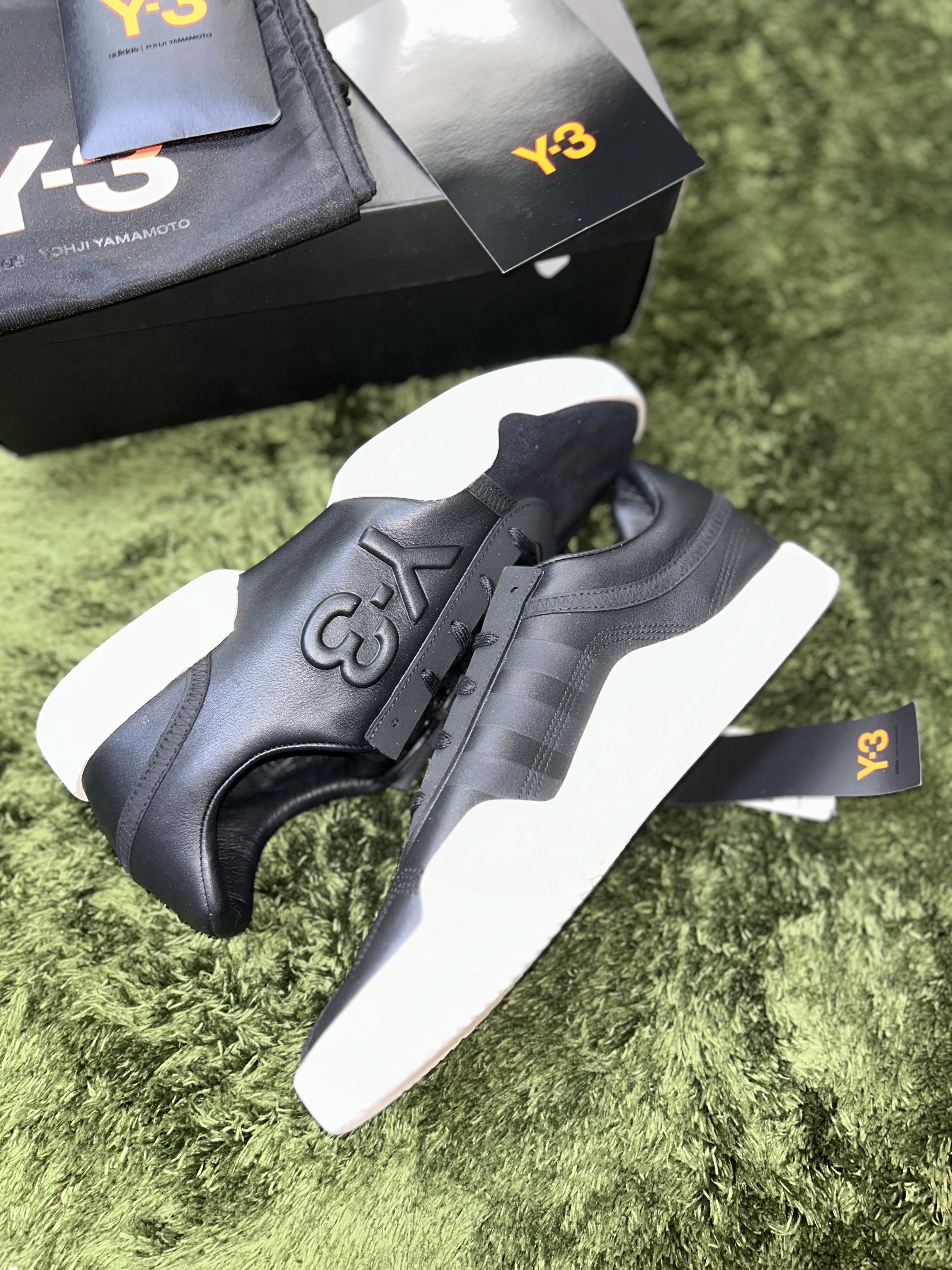 Y-3 Yunu Black 착용 스타일 - 5