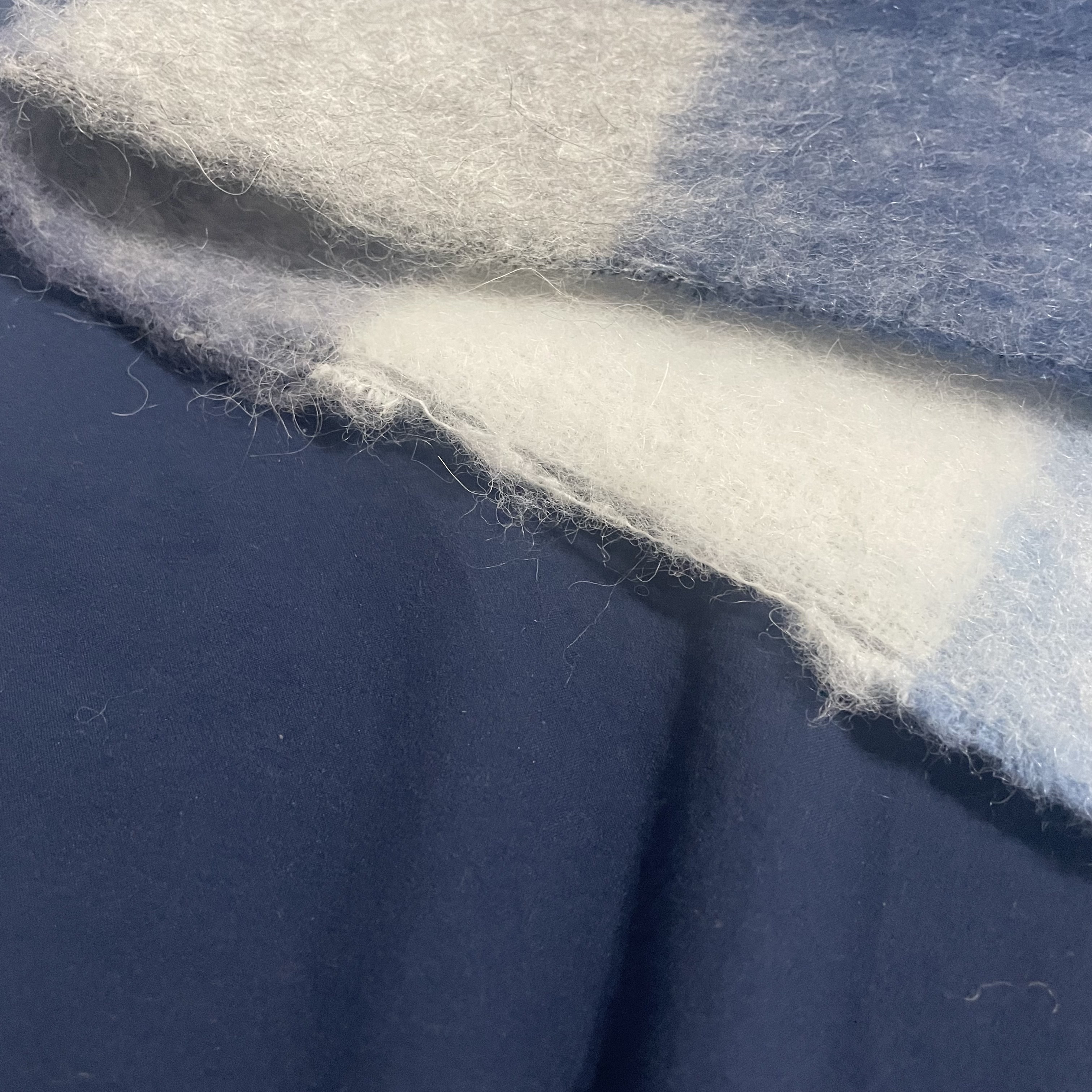 Acne Studios Mohair Checked Muffler Indigo Grey Light Blue, Acne Studios Mohair Check Muffler Fuchsia Lilac Pink 착용 스타일 - 5