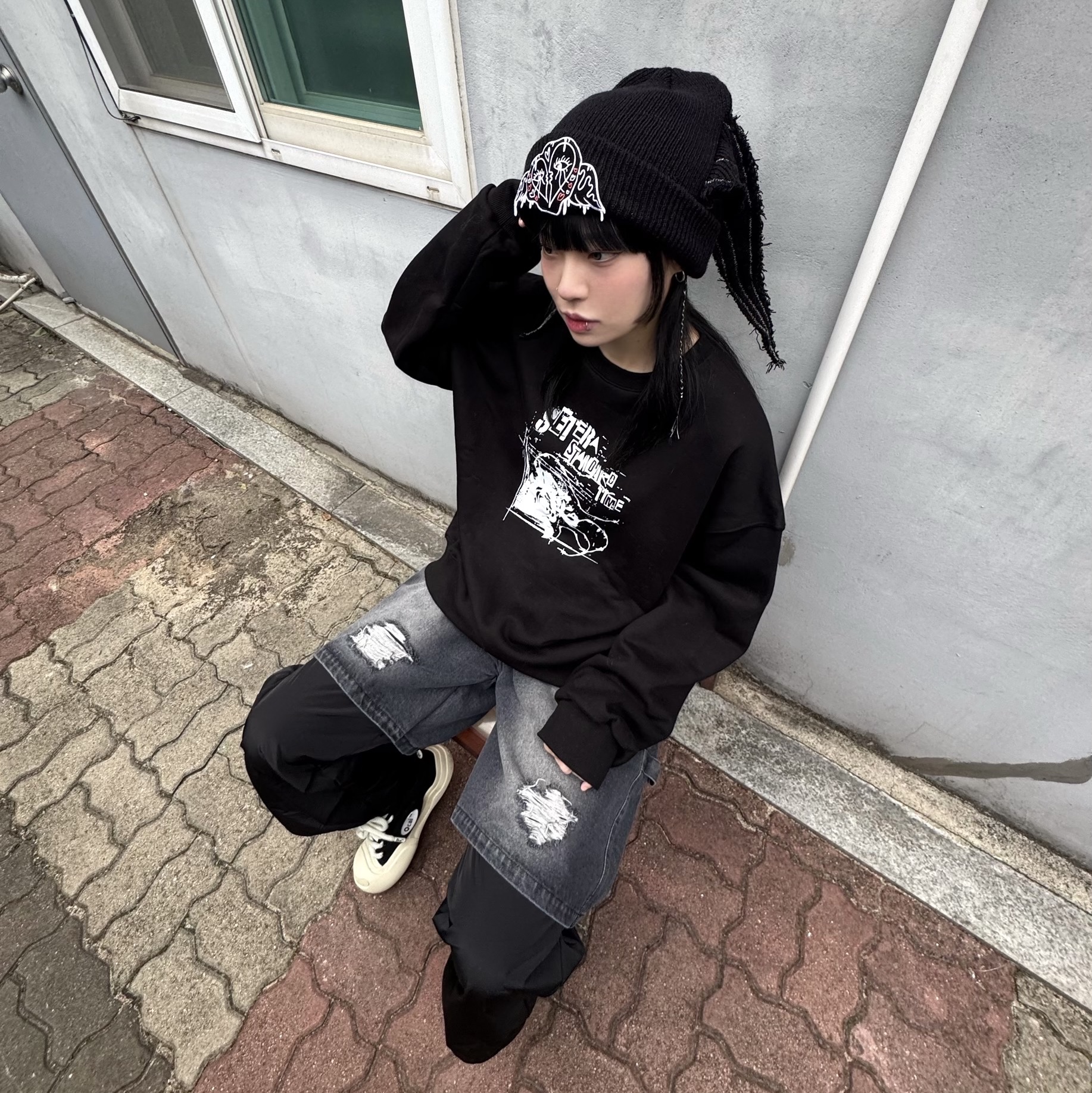 Flavorism Hybrid Layered Denim Track Pants (TP0056) Black 착용 스타일 - 2