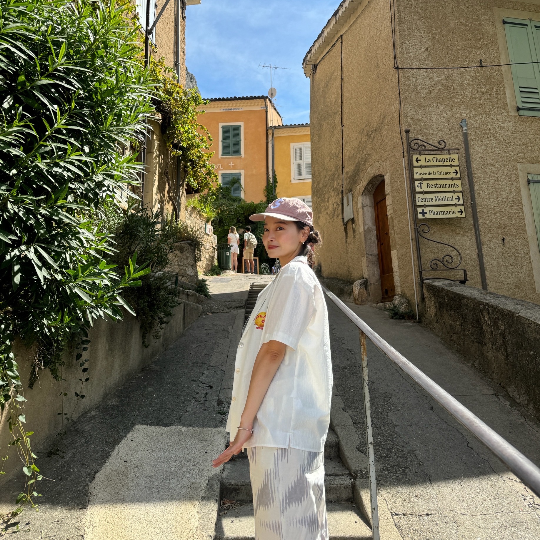 Supreme Seersucker S Logo 6-Panel Pink - 24SS, Hoka Hopara White 착용 스타일 - 3