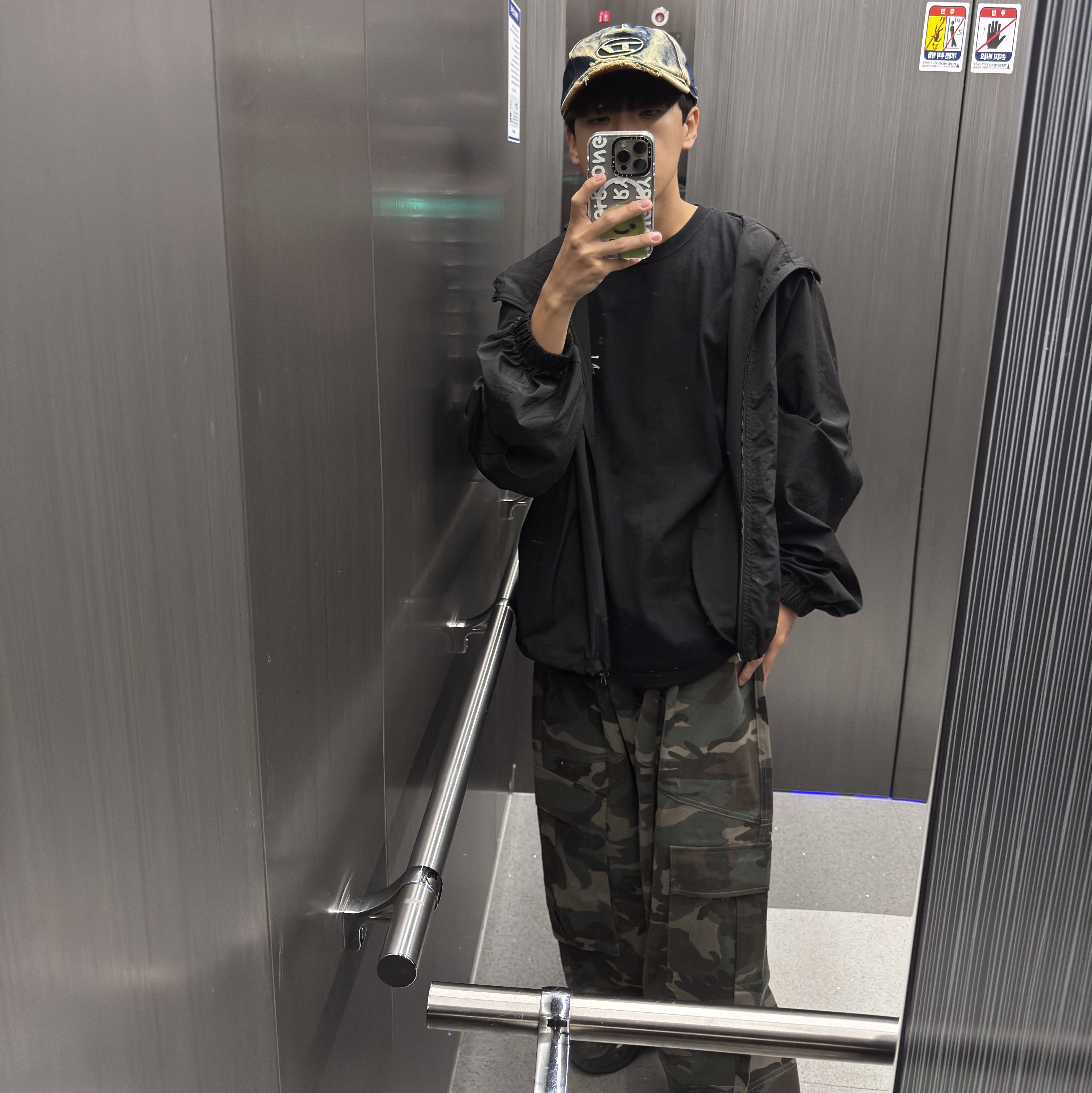 Diesel C-Seymon Treated Denim Baseball Cap Blue White, Undermycar Mu.51 Anti Fxxking Logo Play Big Cargo Camo Pants Camo Khaki 착용 스타일
