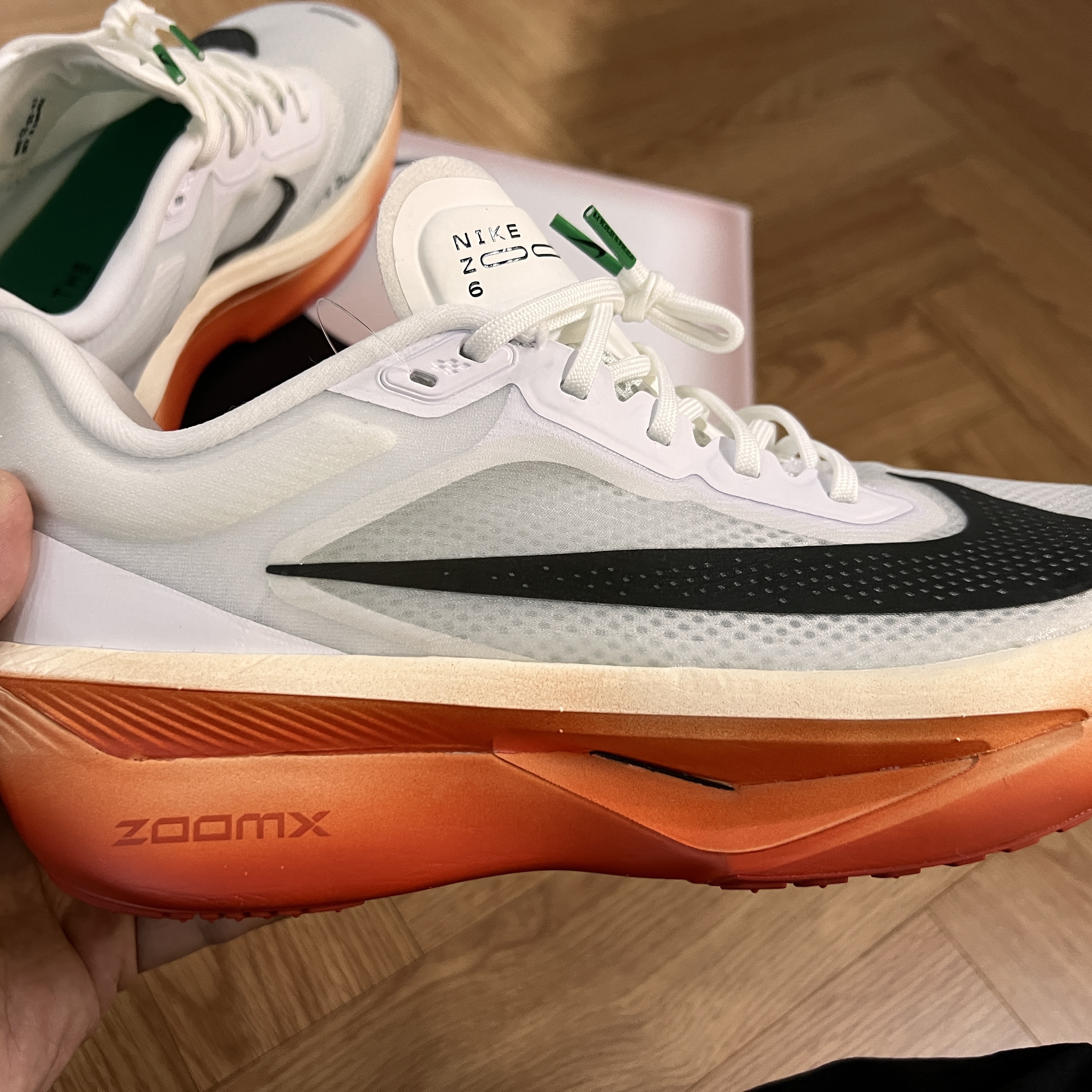 Nike Zoom Fly 6 Eliud Kipchoge, Nike Air Zoom Alphafly Next% 3 Volt 착용 스타일 - 3