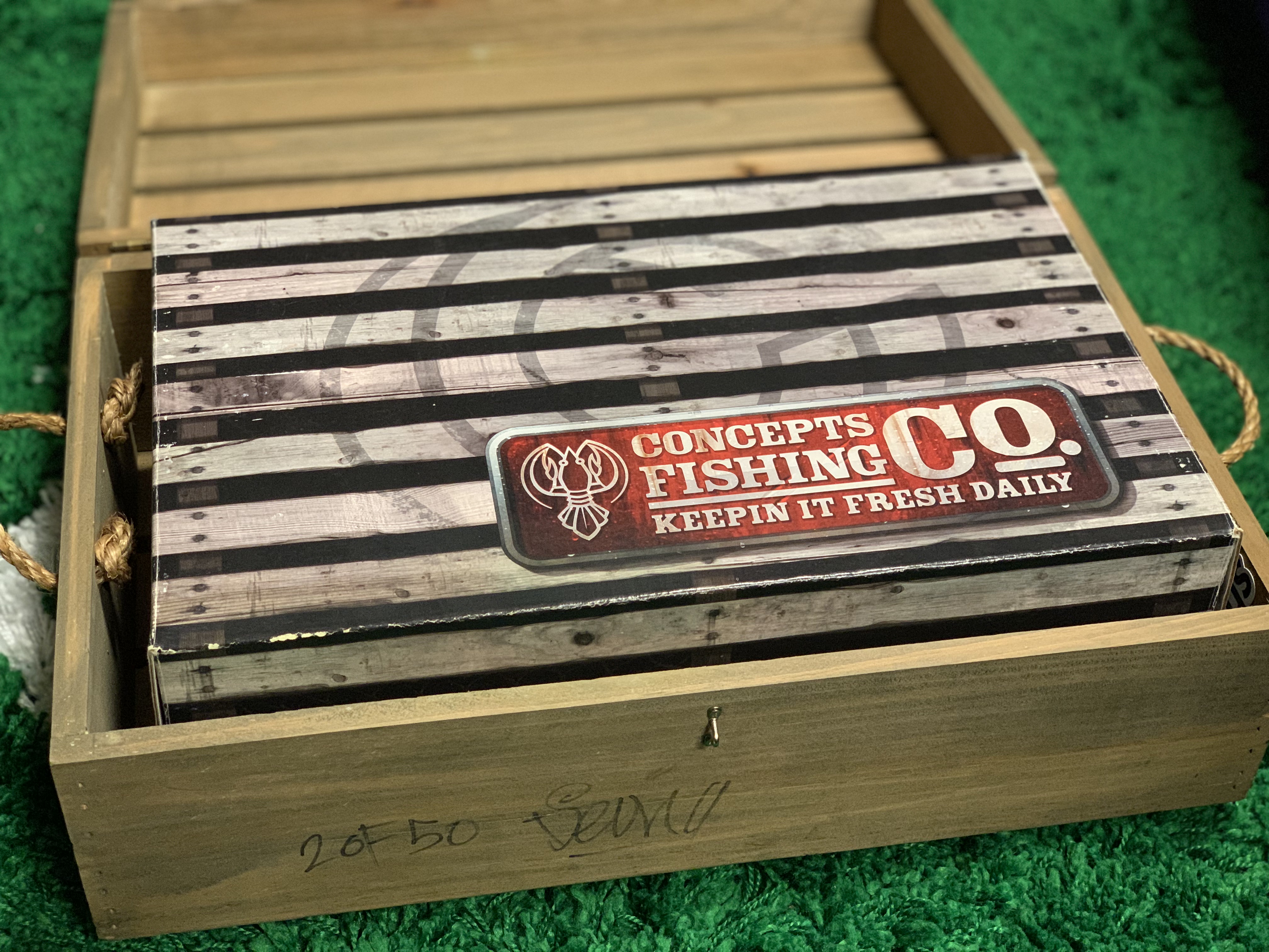 Nike x Concepts Dunk Low Premium SB Red Lobster (Special Box) 착용 스타일 - 2