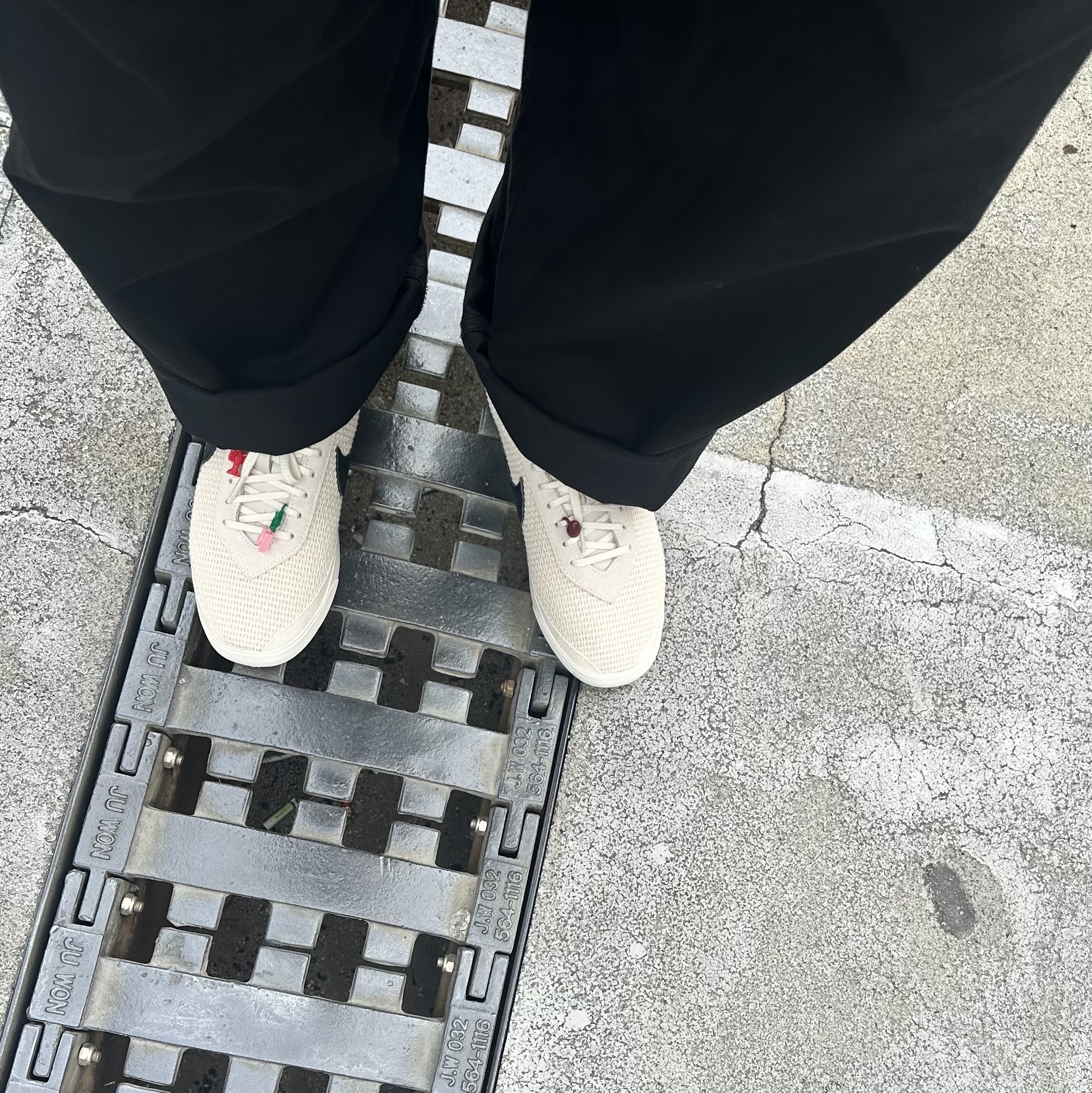 Nike x Bode Astrograbber SP Light Cream and Black 착용 스타일