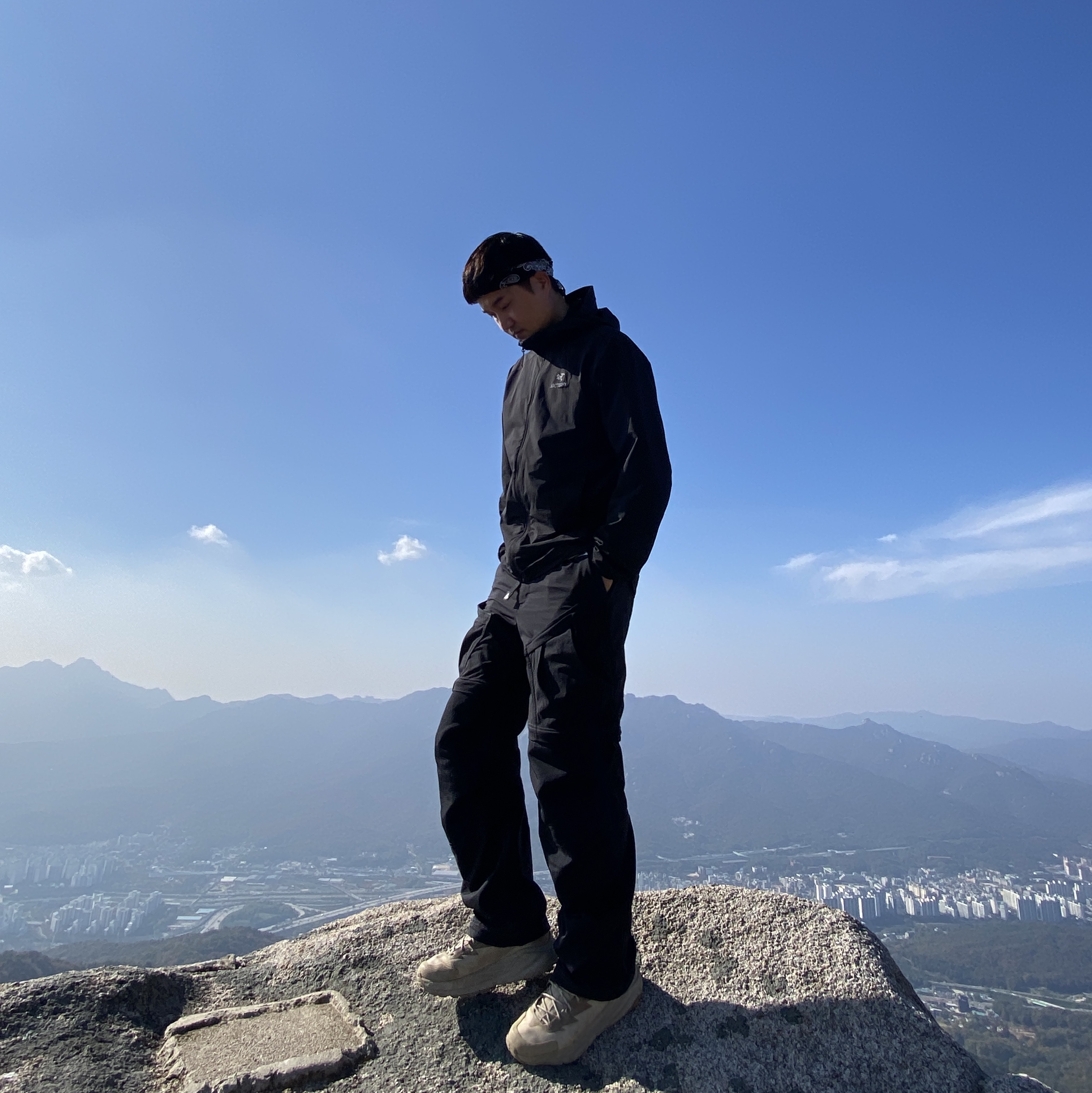 Arc'teryx Gamma SL Hoody Black, Nike ACG Smith Summit Cargo Pants Black - US/EU 착용 스타일