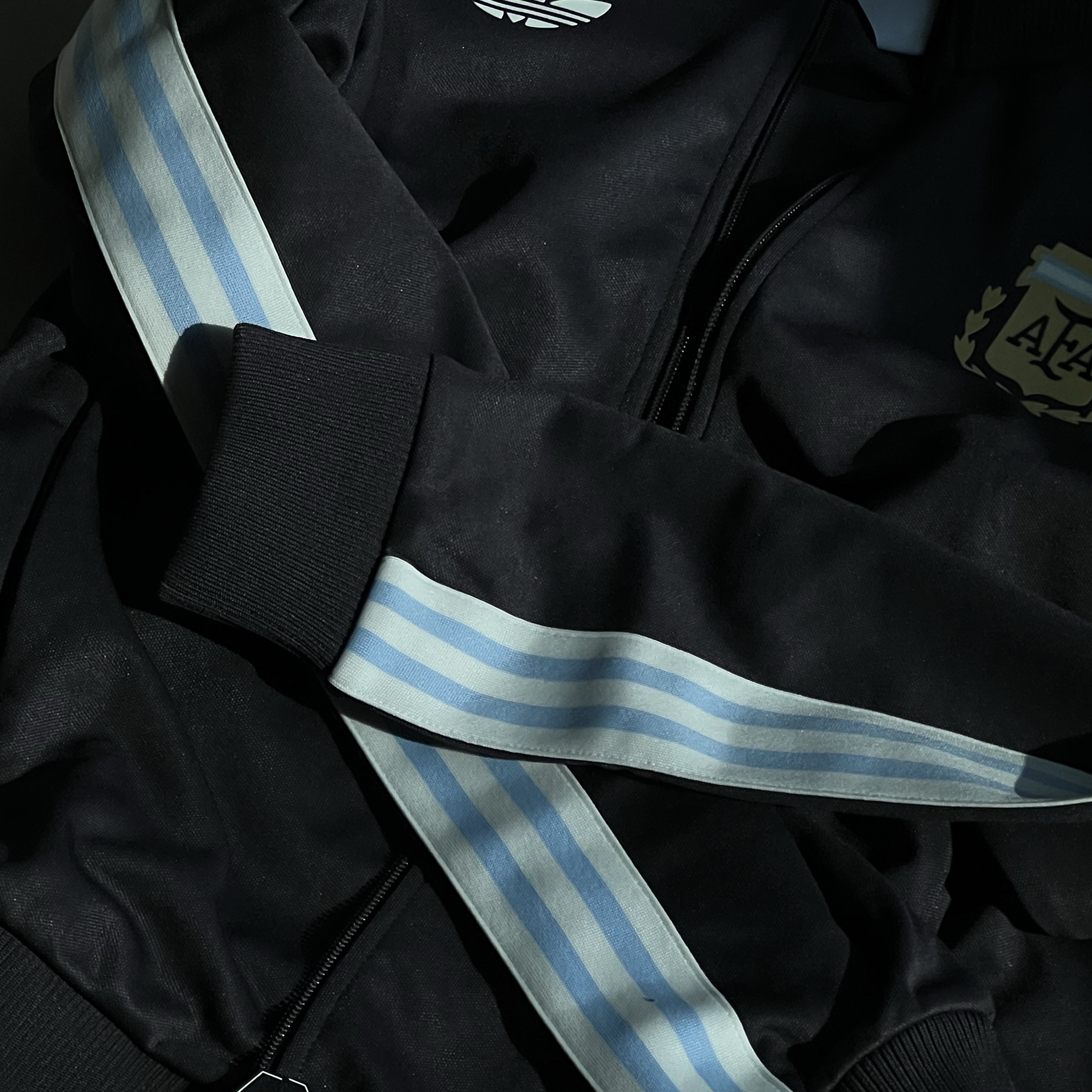 Adidas Argentina Beckenbauer Track Top Utility Black - KR Sizing 착용 스타일