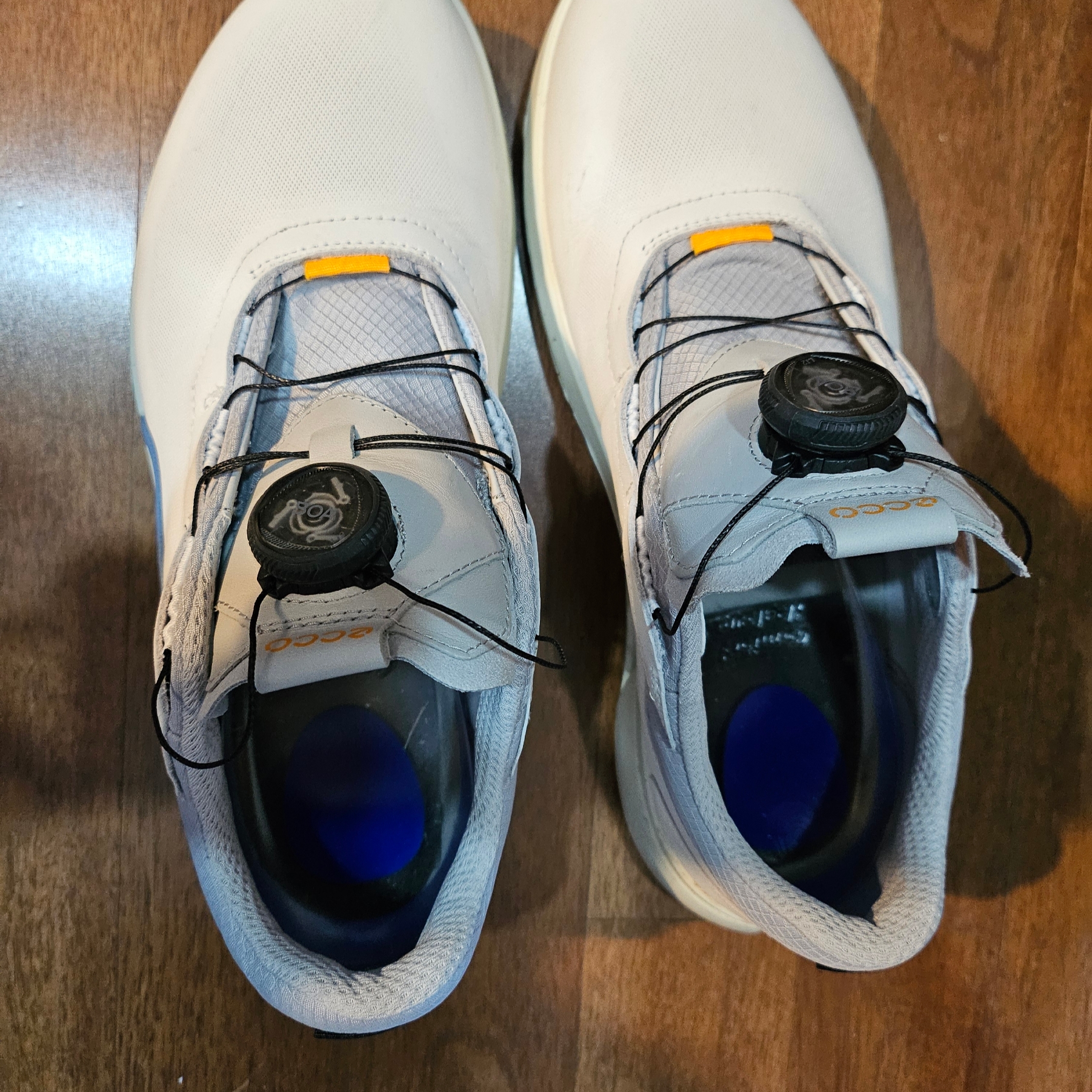 Ecco Golf Biom H4 Boa Shoe White Retro Blue 착용 스타일