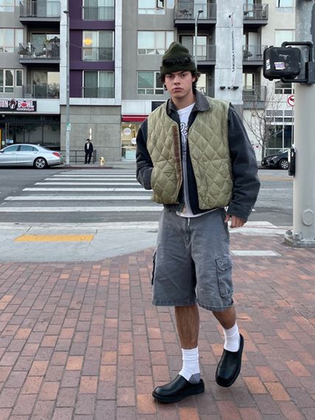 Stussy Dice Quilted Liner Jacket Olive, Pop Trading Company Quilted Reversible Vest Four Leaf Clover - 24FW 착용 스타일 - 4
