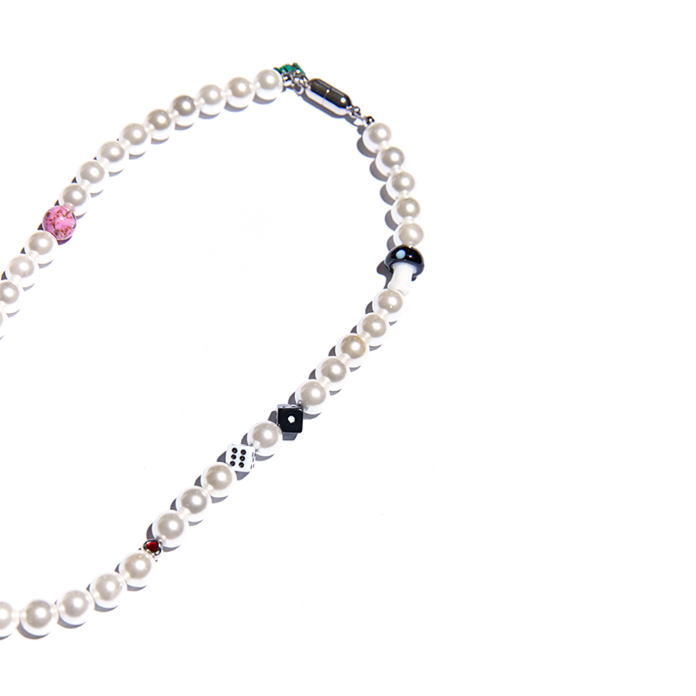 니로 세렌디피티 다이스 머쉬룸 펄 네크리스(NiRO.SERENDiPiTY Dice Mushroom Pearl Necklace #68) - 2