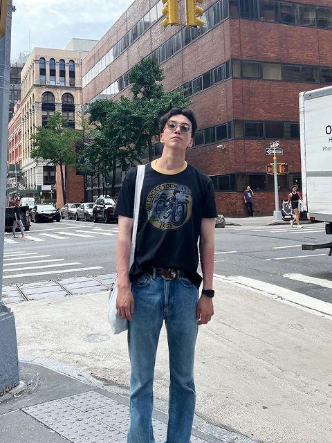 IAB Studio Japanese Washed Denim Pants Blue, Zara x Ader Error Slit Jeans Black 착용 스타일 - 4