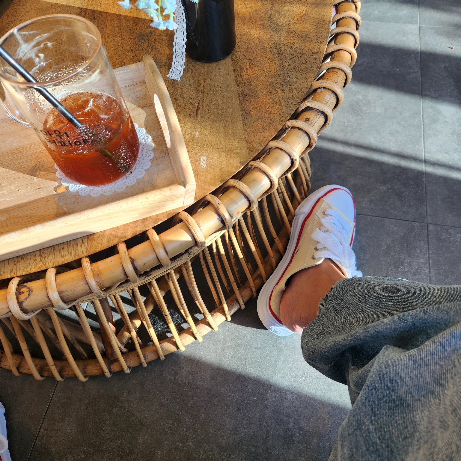 Maison Mihara Yasuhiro Peterson OG Sole Canvas Low-top Sneakers Natural 착용 스타일