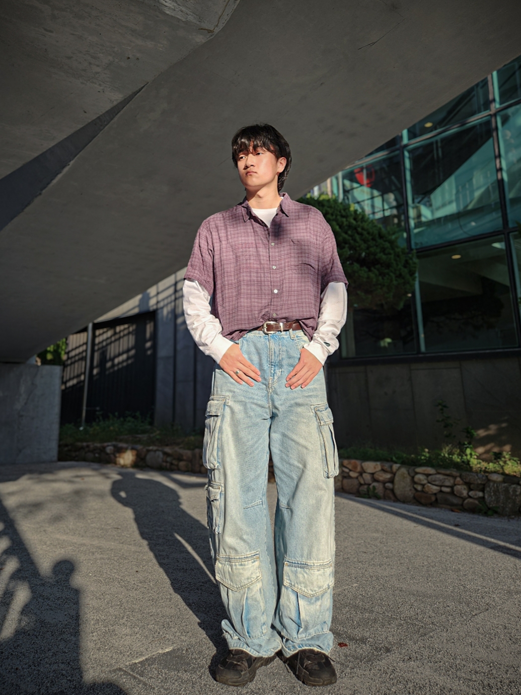 Zara Utility Cargo Jeans Blue 착용 스타일 - 1