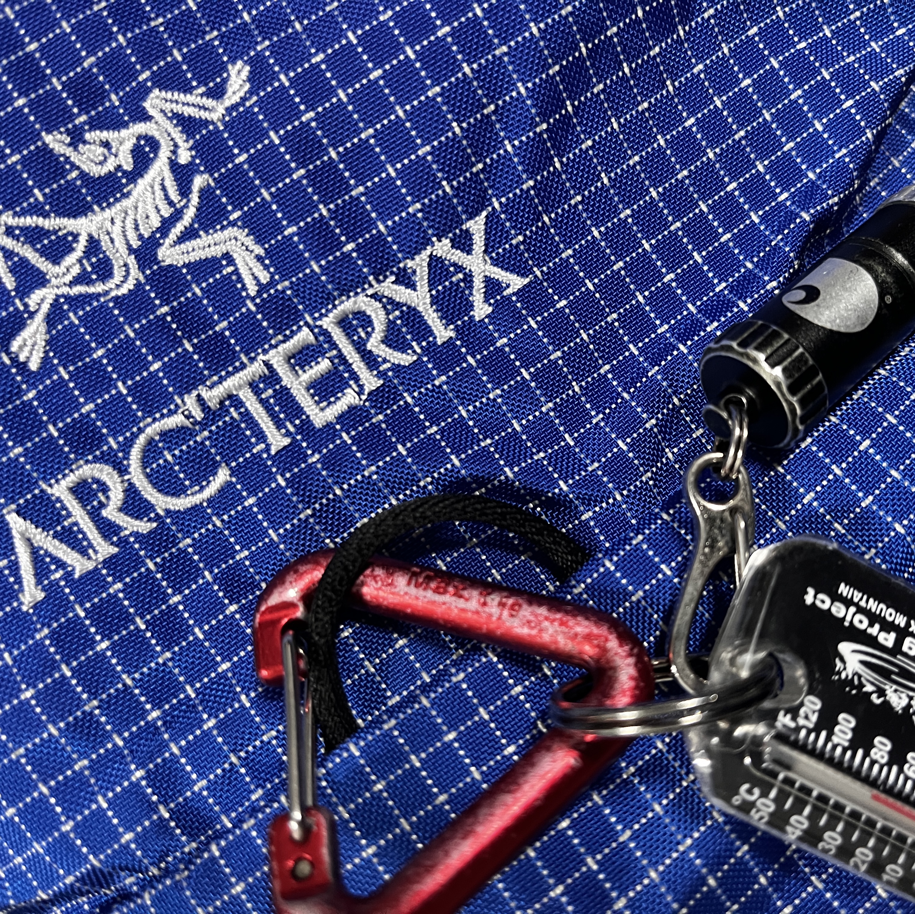Arc'teryx Konseal 15 Backpack Vitality 착용 스타일