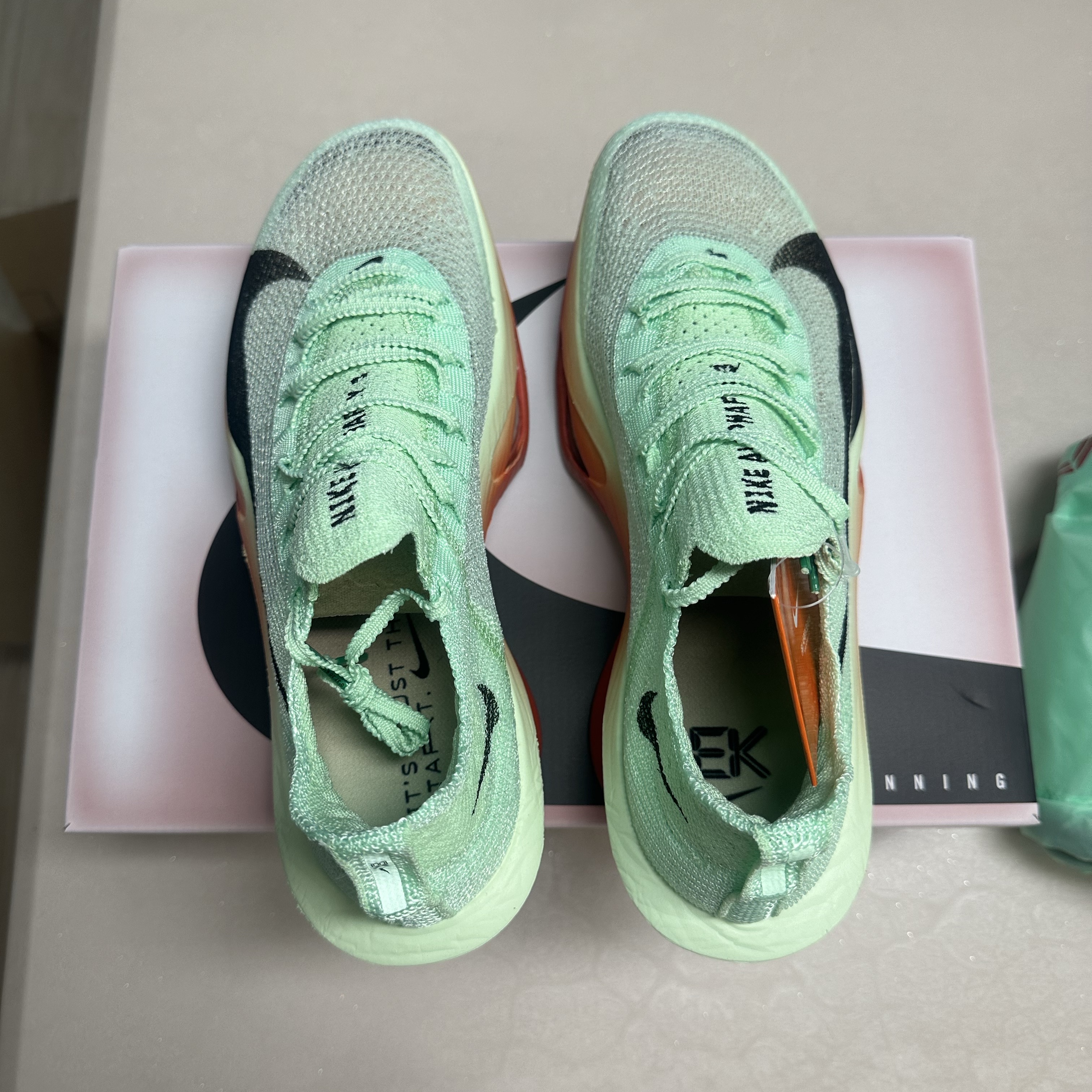 Nike Air Zoom Alphafly Next% 3 Eliud Kipchoge 착용 스타일 - 3