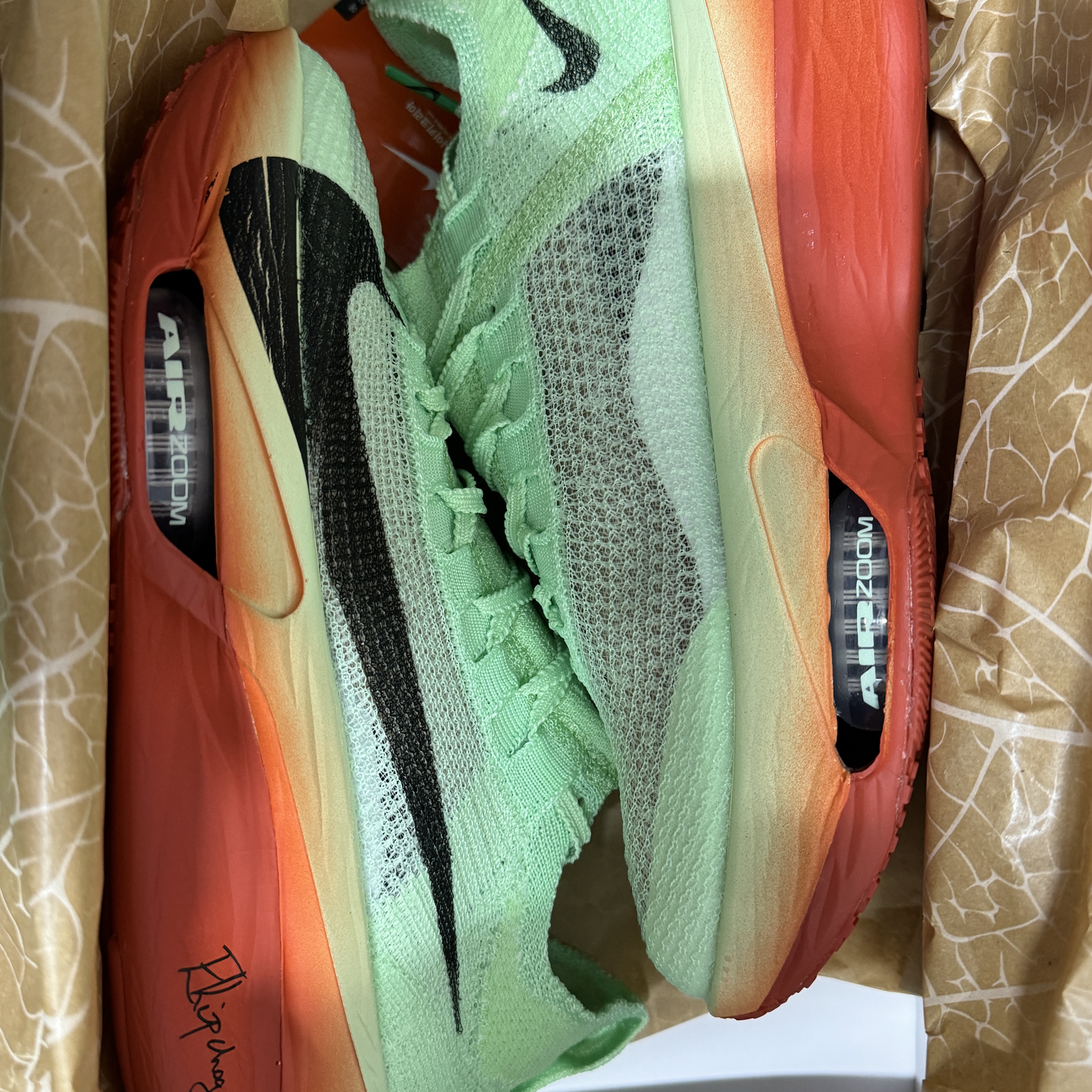 Nike Air Zoom Alphafly Next% 3 Eliud Kipchoge 착용 스타일 - 1