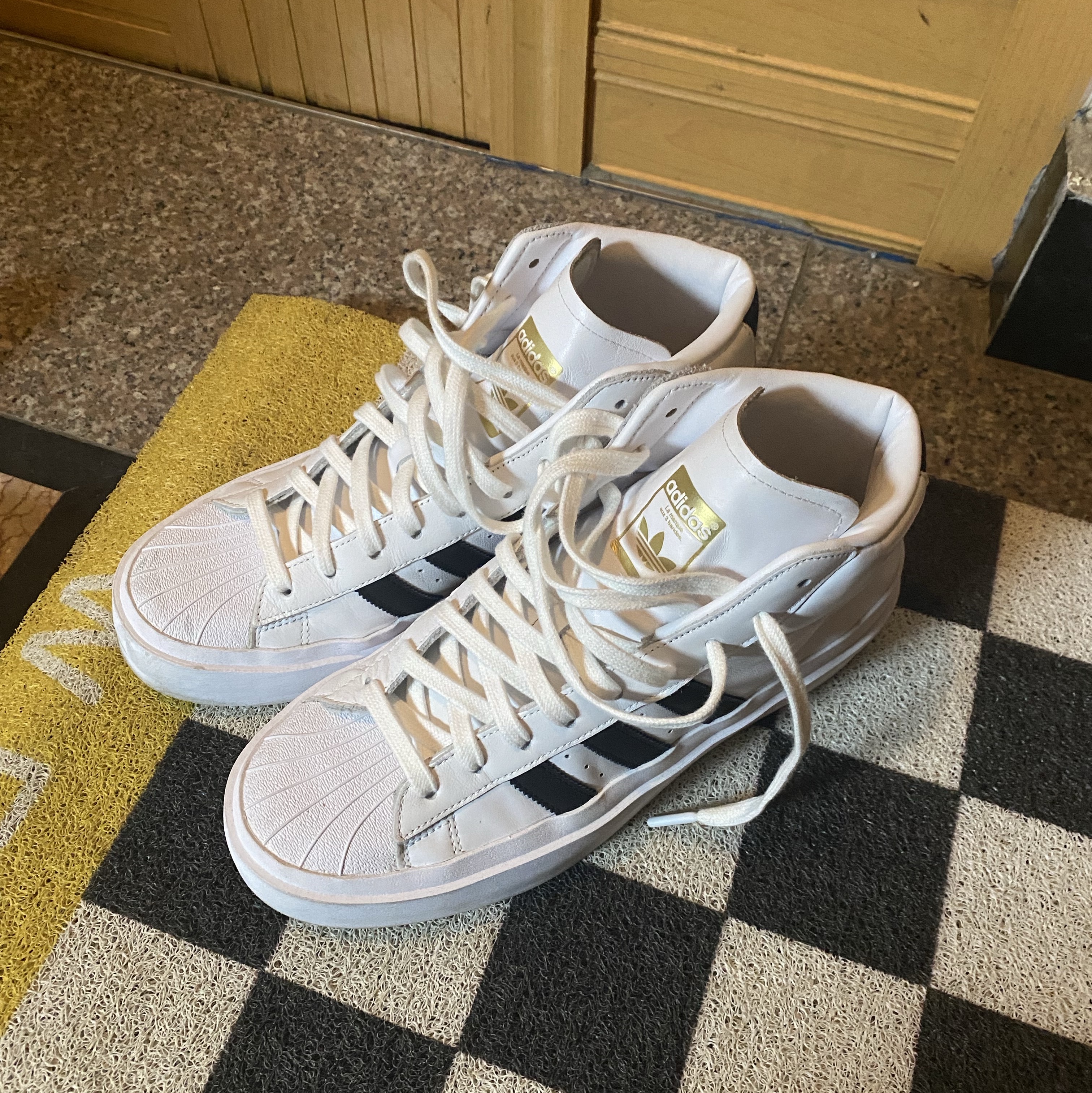 Adidas Pro Model 424 White 착용 스타일